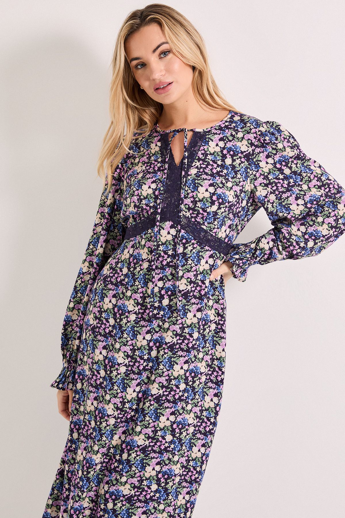 Dorothy Perkins Purple Ditsy Lace Detail Tie Neck Printed Midi Dress Purple image 4