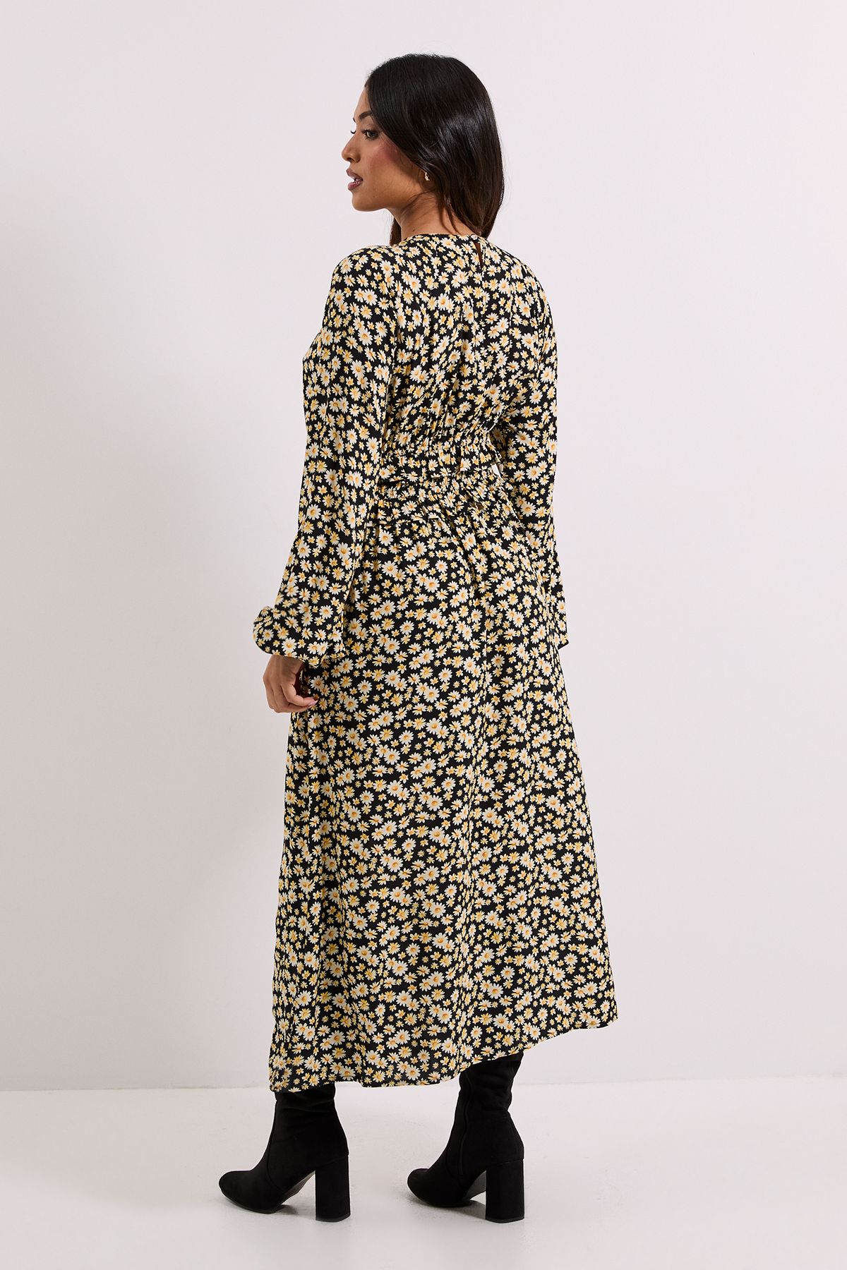 Dorothy Perkins Petite Black Daisy Frill Waist Blouson Sleeve Midi Dress Floral image 3