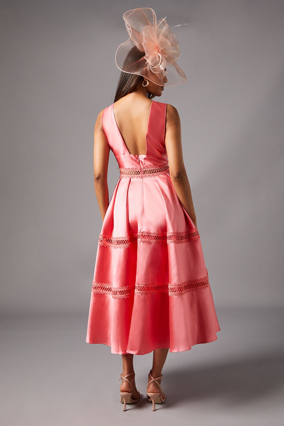 Coast Petite Plunge Neck Twill Midi Dress With Lace Trims Pink image 5