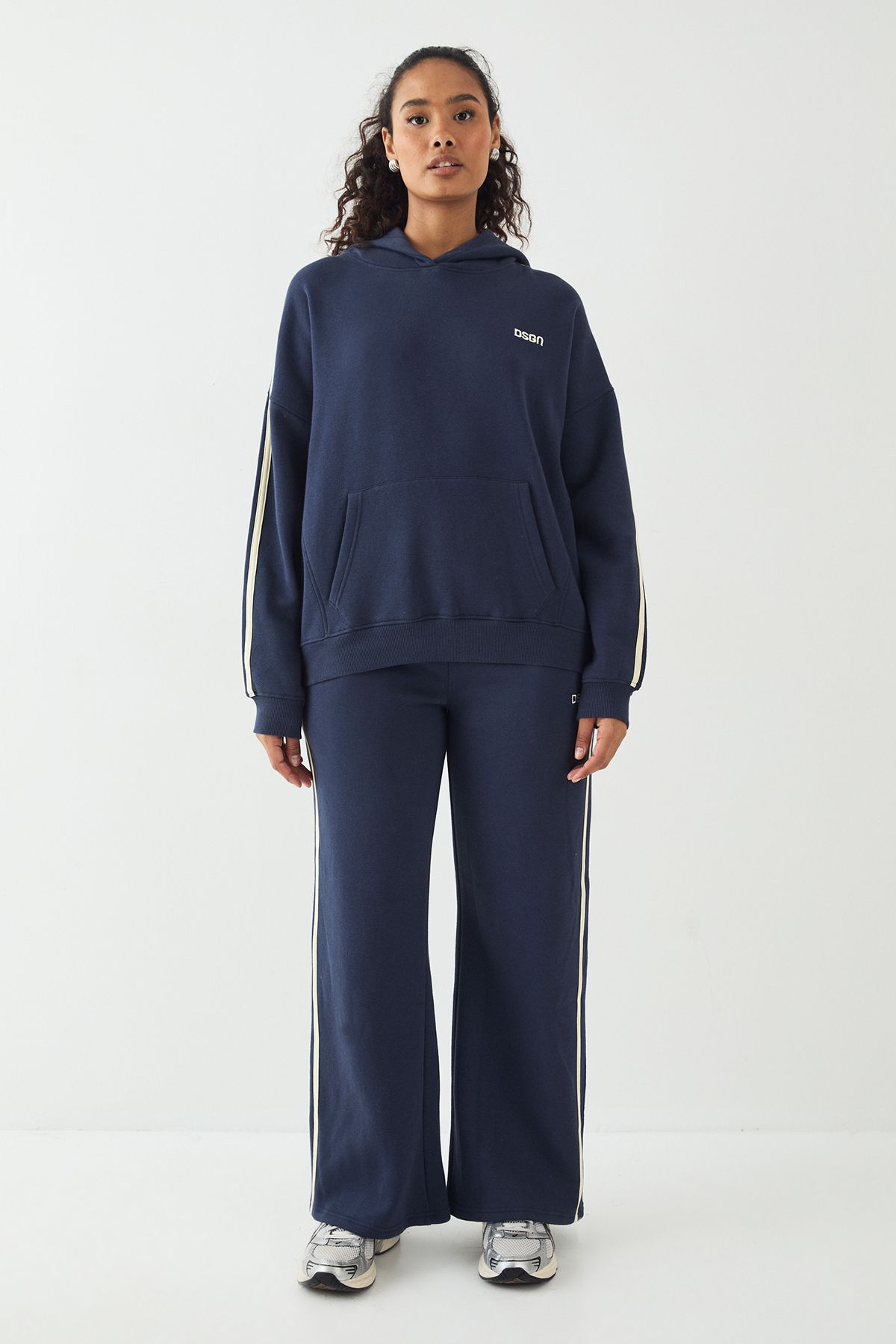 DSGN Studio DSGN Studio Side Stripe Straight Leg Jogger Navy image 5