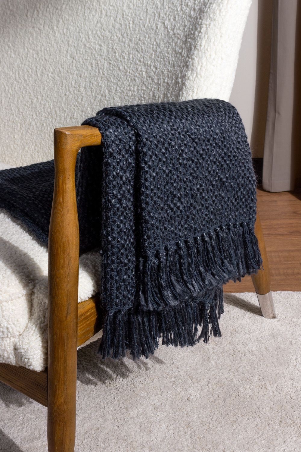 HOEM Morni Woven Yarn Tasselled Throw image 1