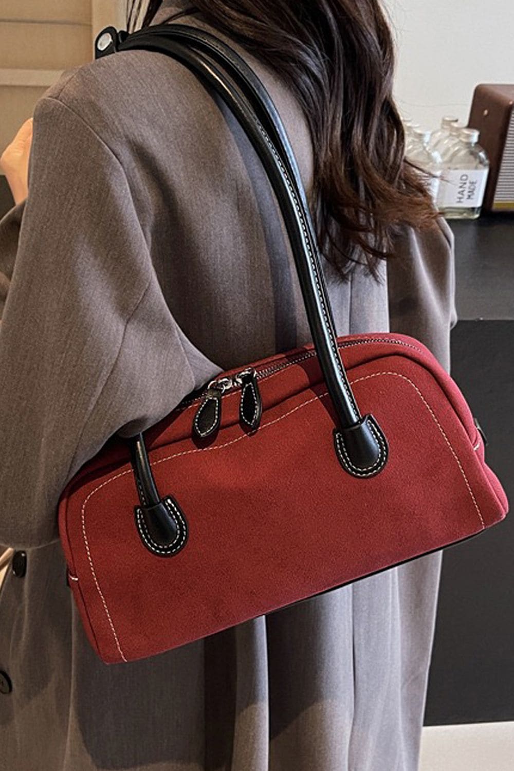 XY London 'Ashden' Women's Handbag with Shoulder Strap and Faux Suede Finish image 3