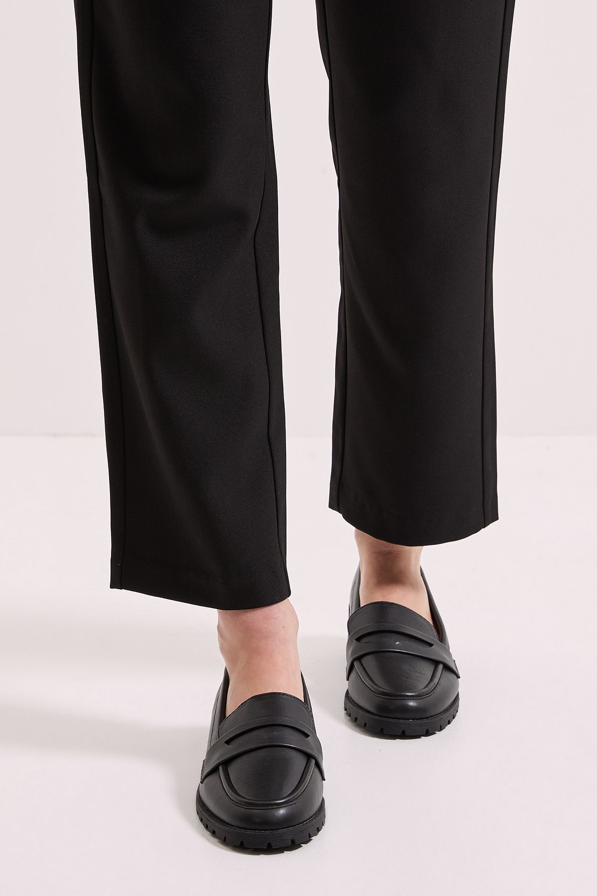 Dorothy Perkins Leoni Chunky Loafers Black image 3