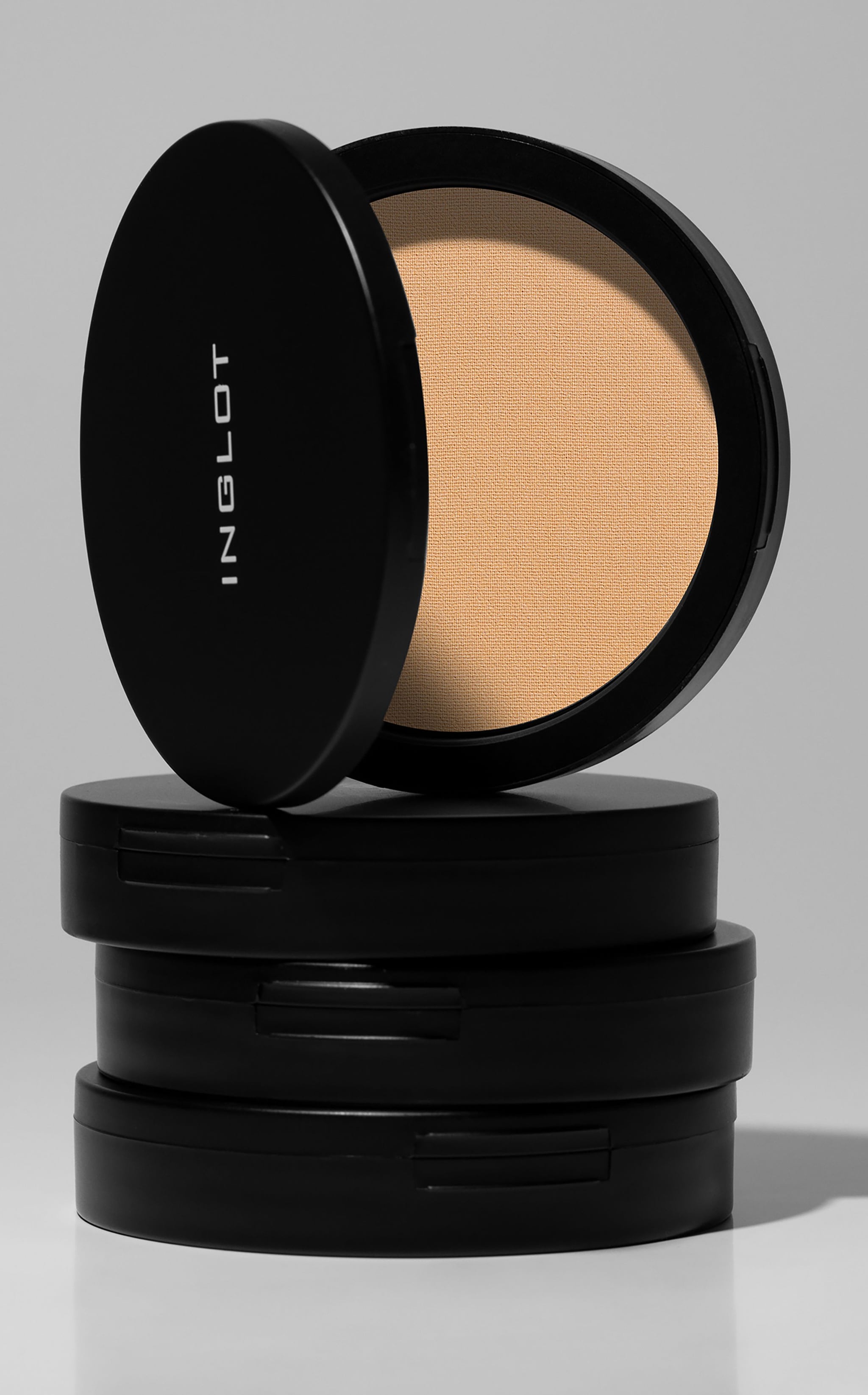 INGLOT Freedom System Satin Skin Pressed Powder image 5