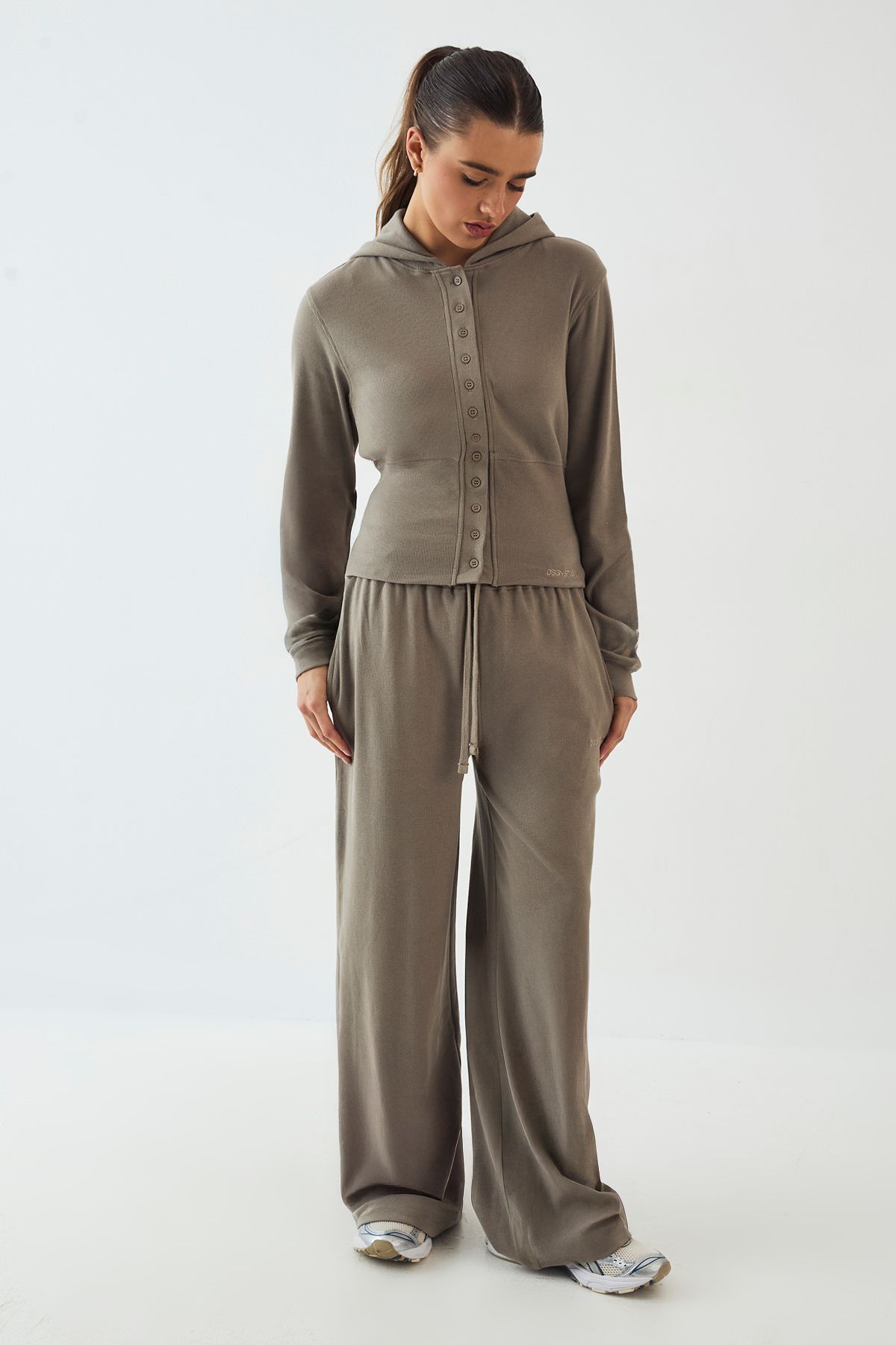 DSGN Studio DSGN Studio Heavy Rib Straight Leg Jogger Washed Khaki