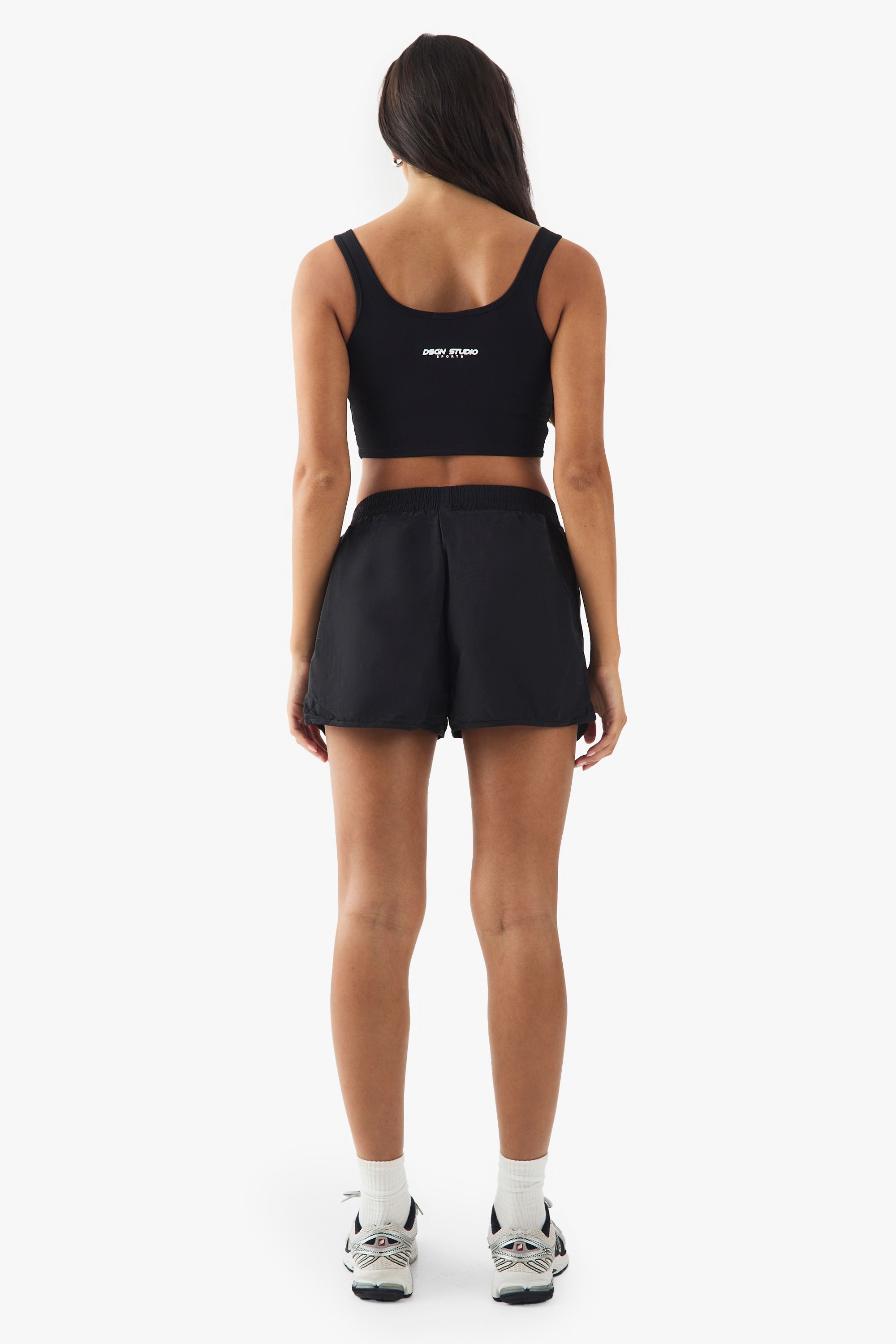 DSGN Studio DSGN Studio Ultra Sculpt Padded Sports Bra Black image 2