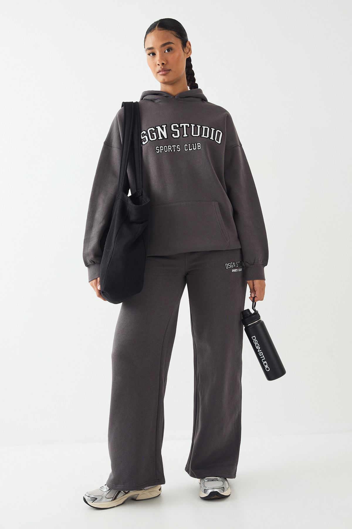 DSGN Studio DSGN Studio Applique Oversized Hoodie Charcoal image 3