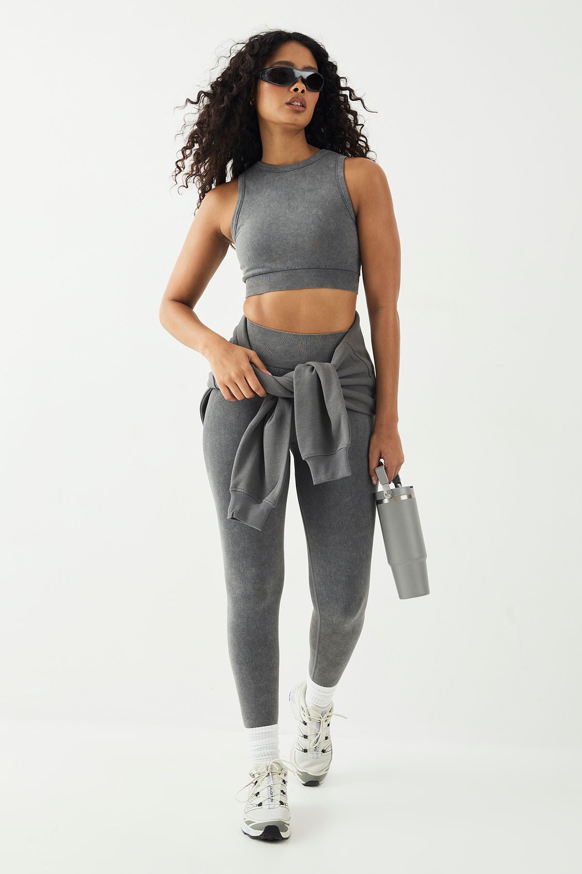 DSGN Studio DSGN Studio Sport High Ultra Contour Washed Seamless Padded Crop Top Charcoal image 3