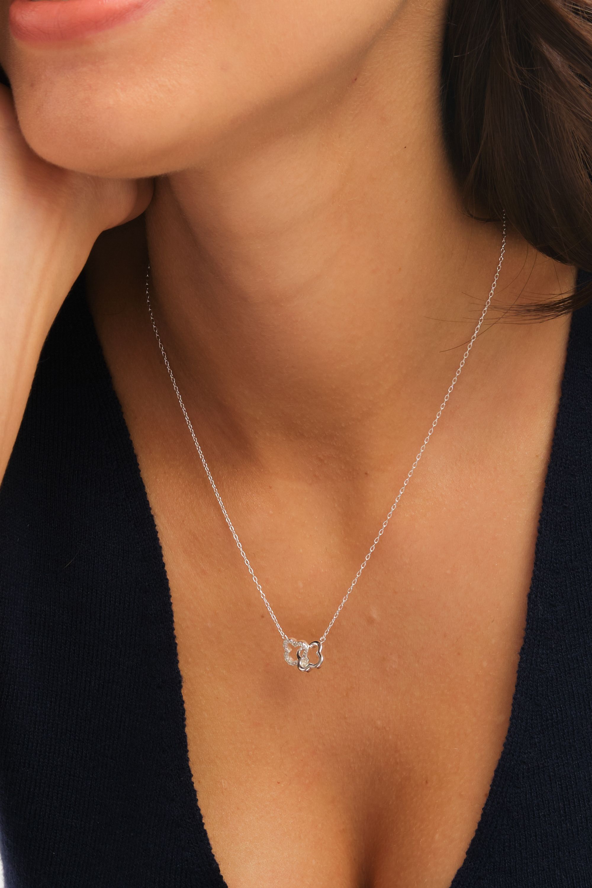 Simply Silver Sterling Silver 925 Pave Clover Interlink Necklace image 4