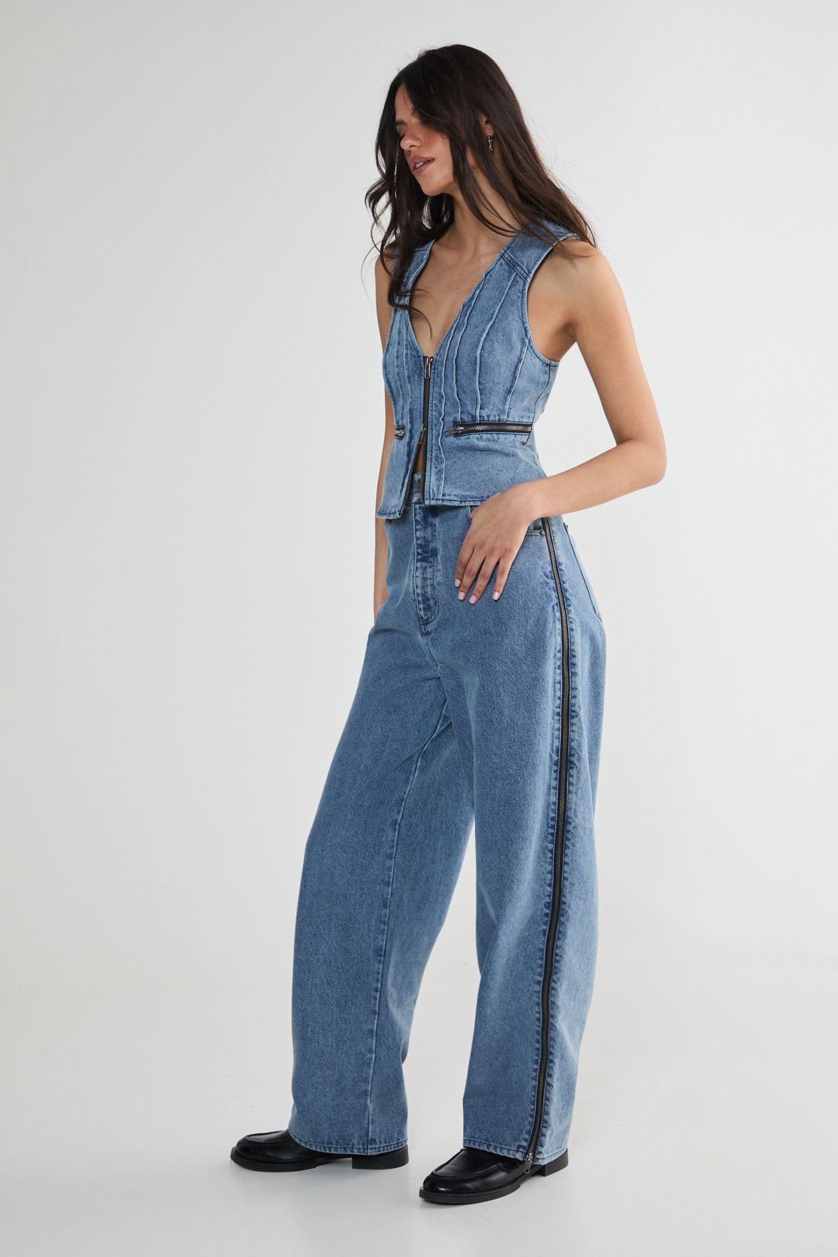 NastyGal Zip Seam Detail Straight Leg Denim Jeans Authentic Midwash image 1