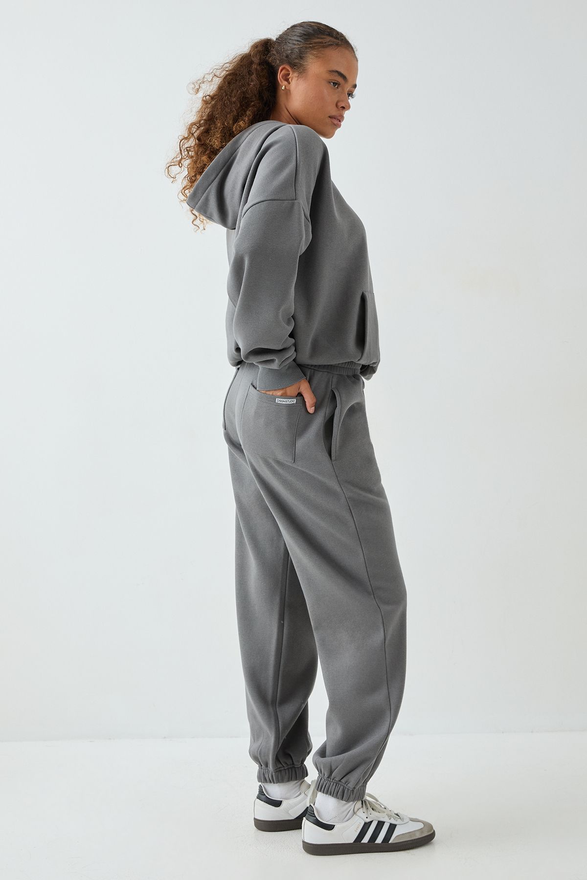 DSGN Studio DSGN Studio Oversized Cuffed Jogger Charcoal image 1