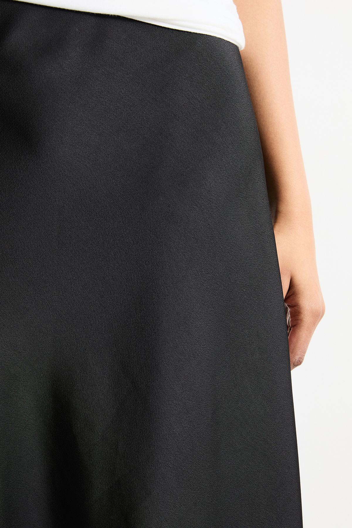 Warehouse Satin Bias Cut Maxi Skirt Black image 4