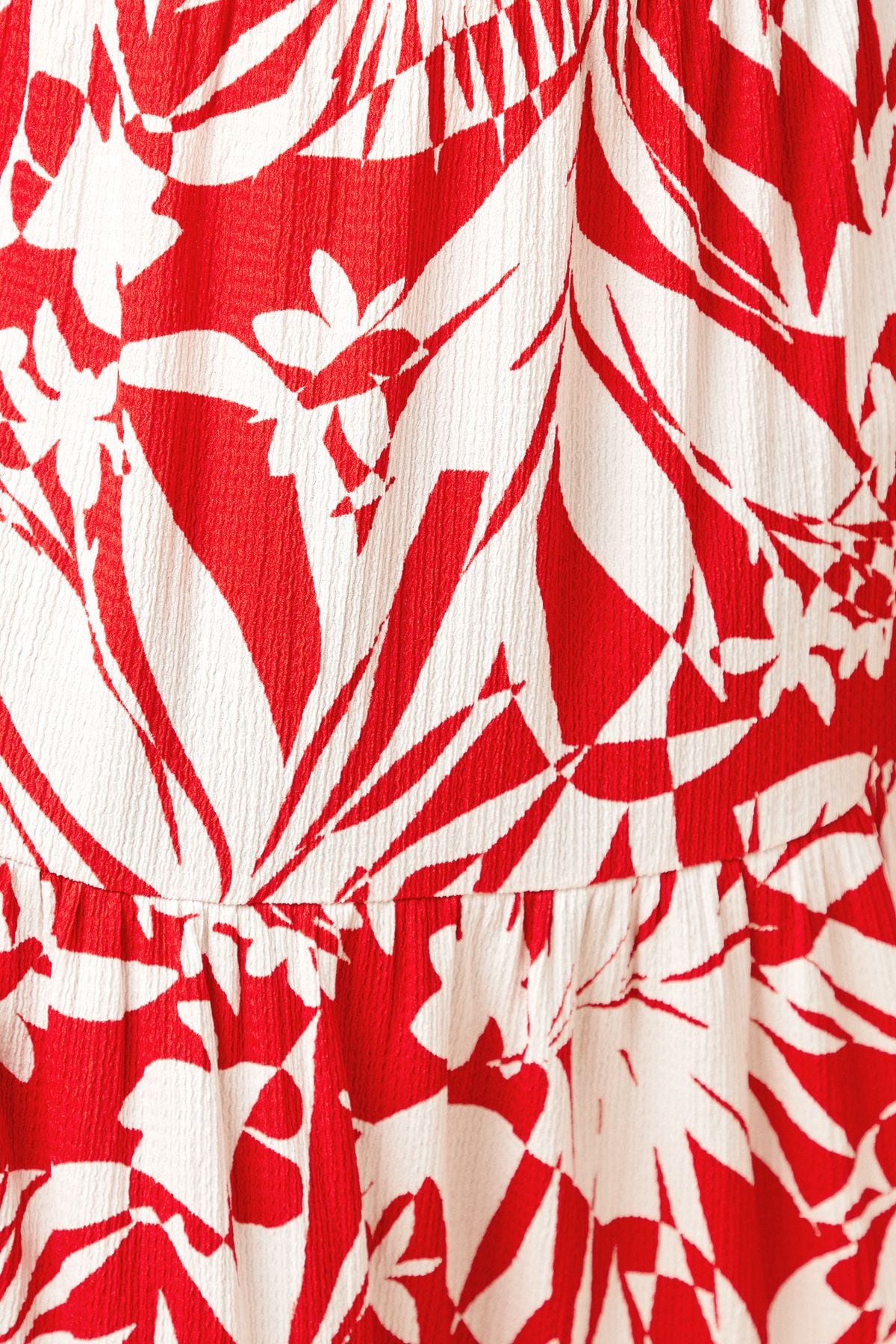 Dorothy Perkins Petite Palm Printed Tiered Maxi Jersey Skirt Red image 5