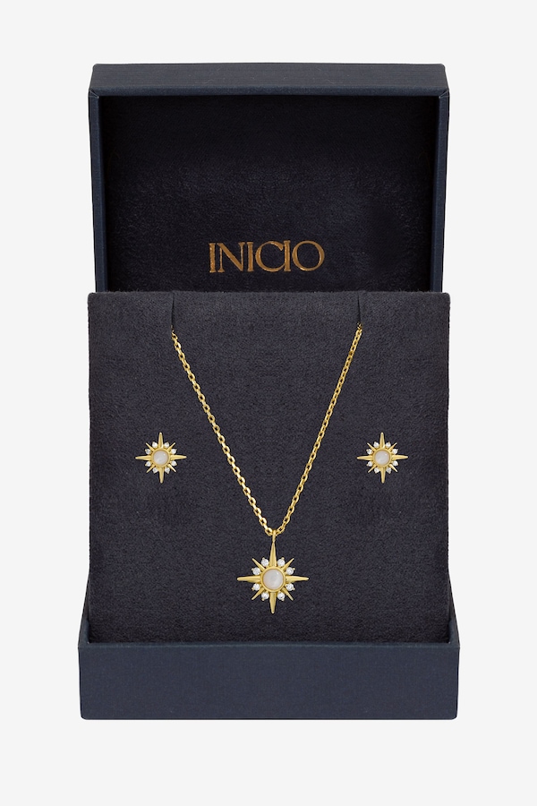 Inicio 14K Gold Plated Cubic Zirconia Star Set - Gift Box