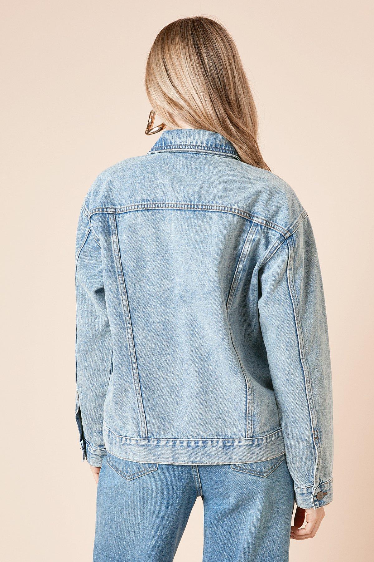 Dorothy Perkins Oversized Denim Jacket Light Wash image 4