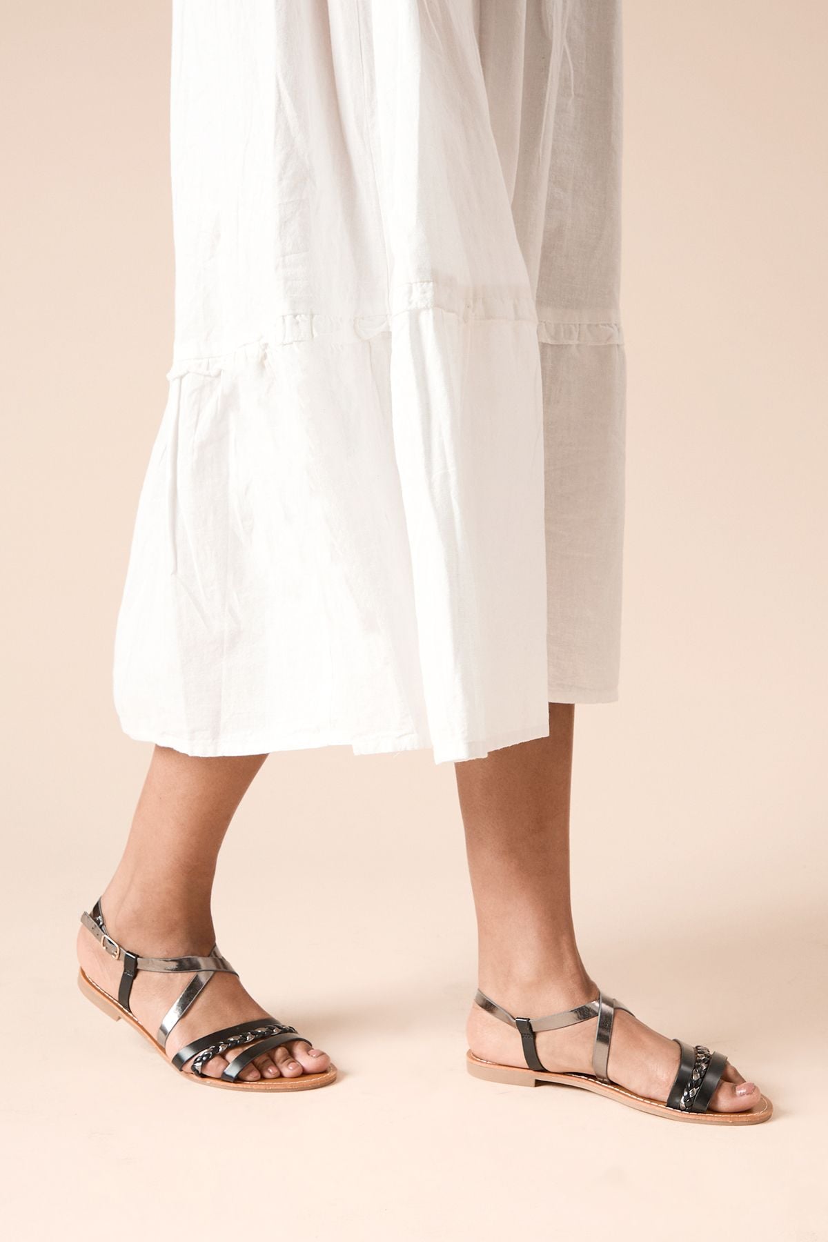 Dorothy Perkins Jules Faux Leather Plaited Cross Stap Flat Sandals Black image 4