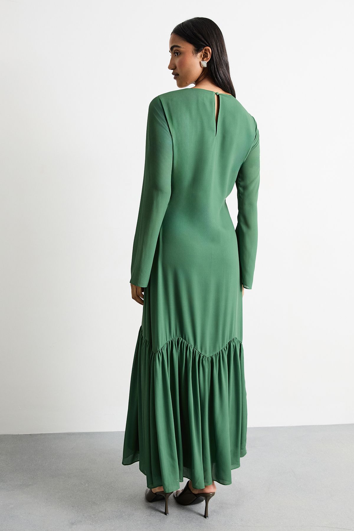 Warehouse Chiffon Placement Print Midaxi Dress Dark Green image 3