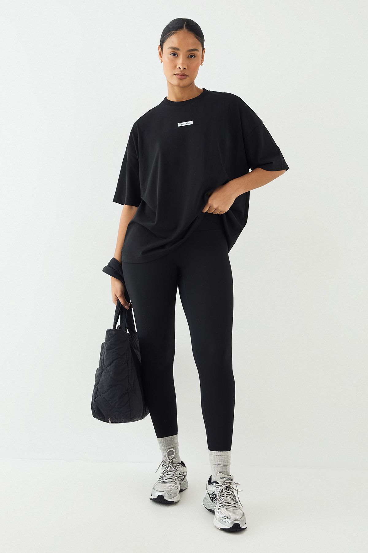 DSGN Studio DSGN Studio Script Short Sleeve T-Shirt Black image 3