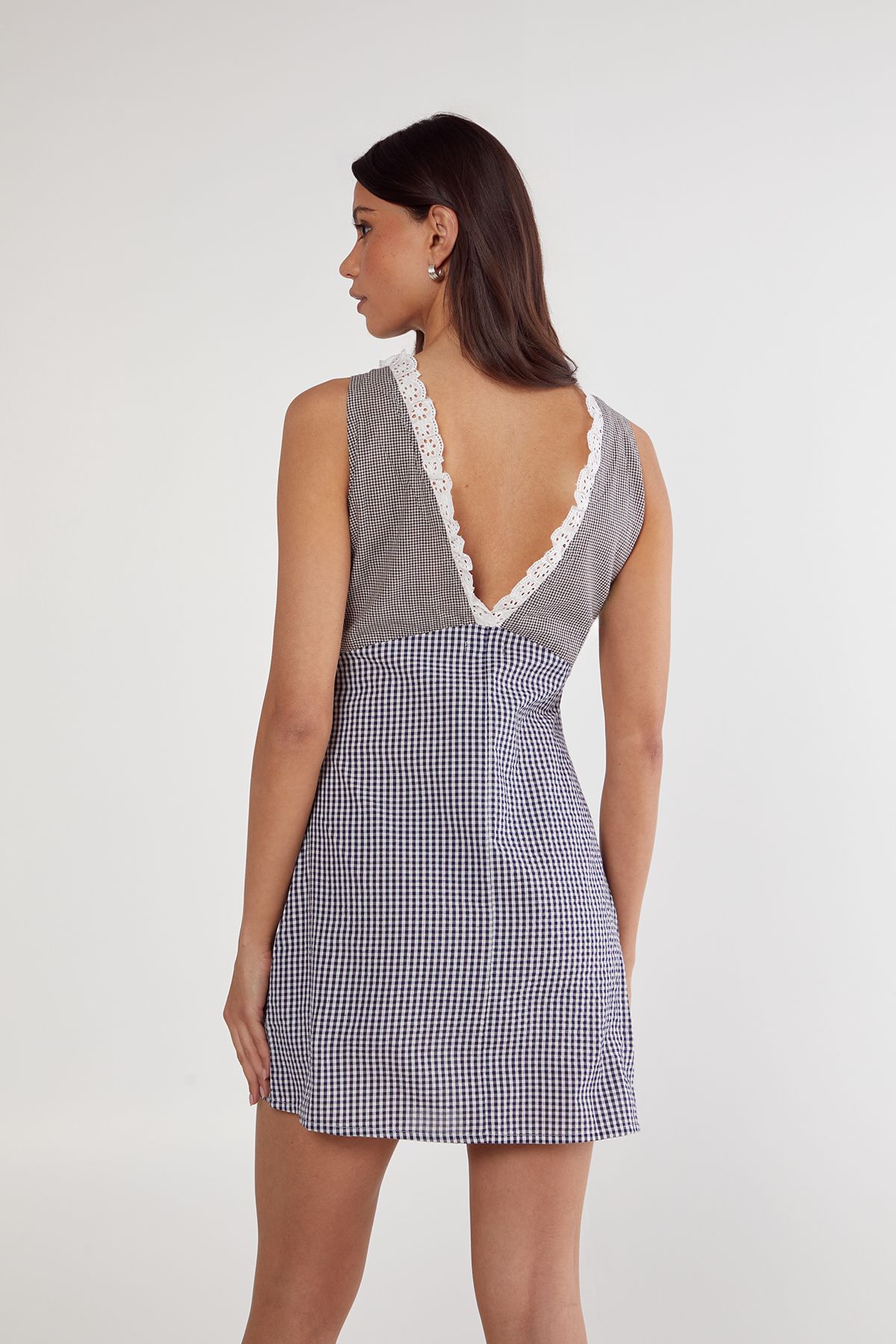 NastyGal Gingham Mix Broderie Ruffle Plunge Mini Dress Mono image 4