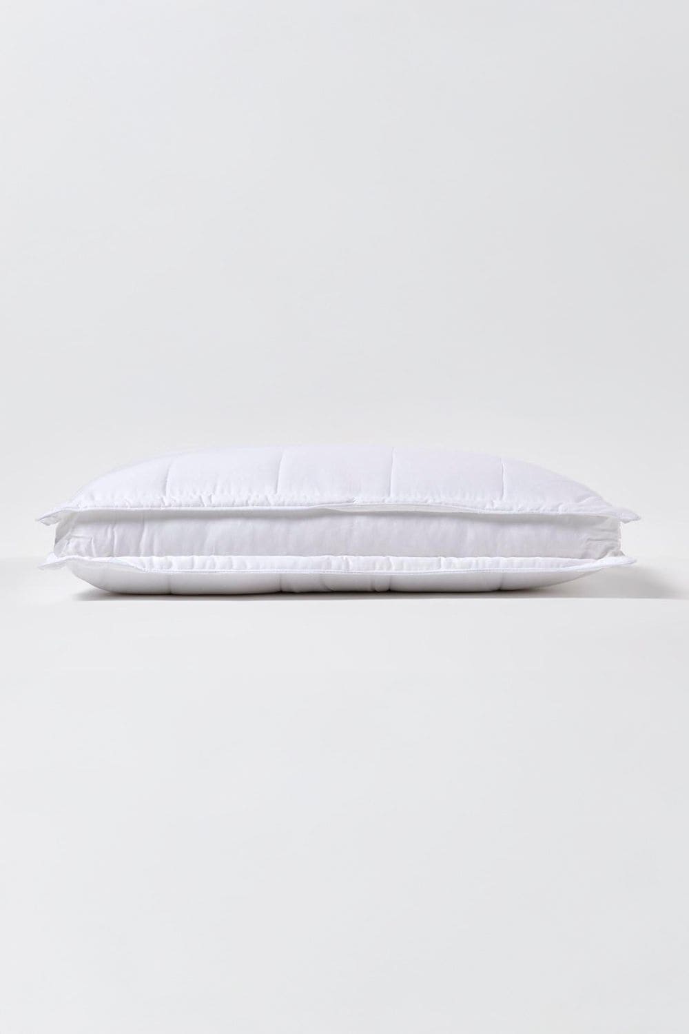 Homescapes Luxury Hypoallergenic Bamboo Pillow for Side Sleepers image 3
