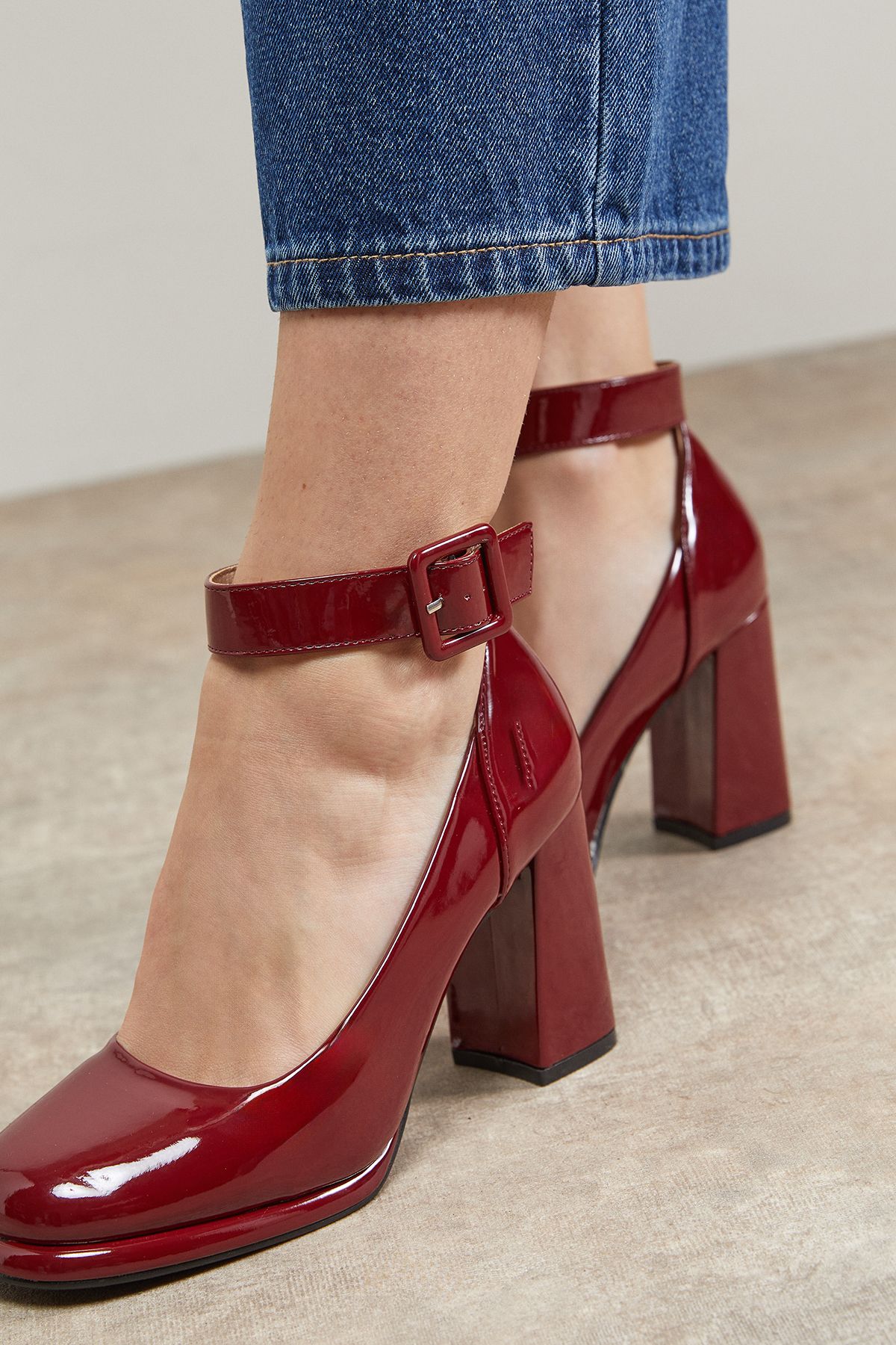 Oasis Celine Faux Patent Leather Covered Buckle High Block Heel Platform Court Shoes Burgundy image 4