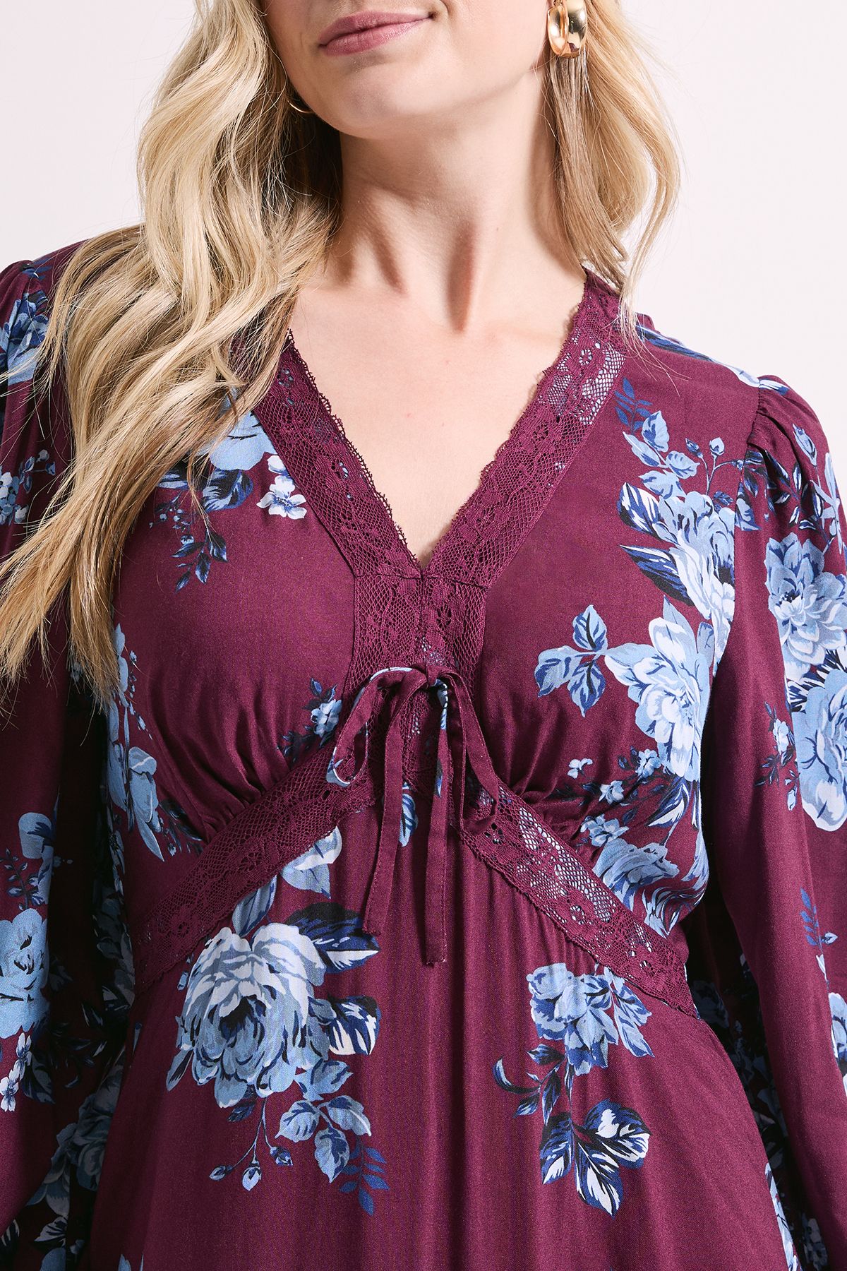 Dorothy Perkins Blue Floral Lace Trim Bow Detail Long Sleeve Midi Dress Blue image 4