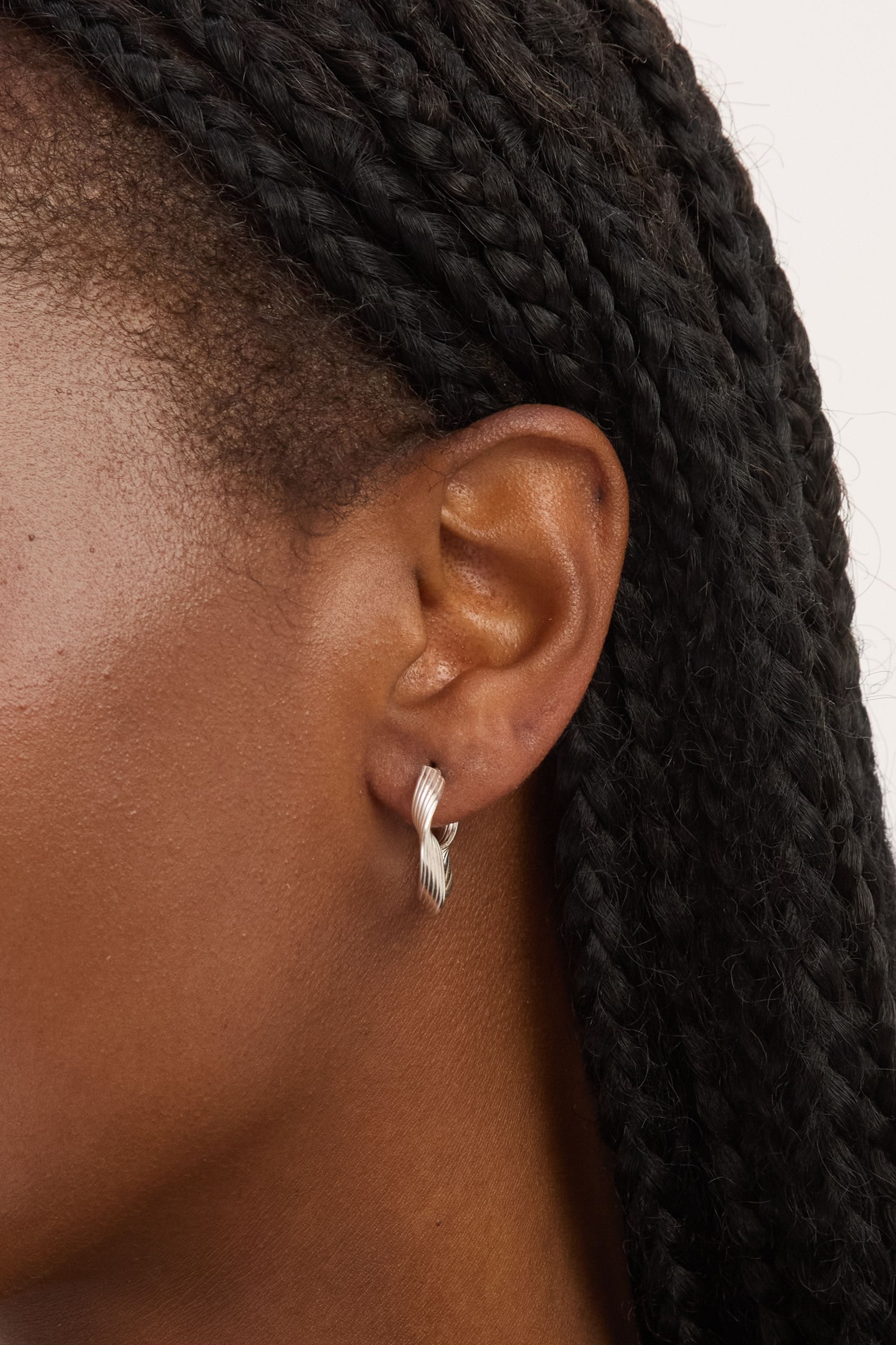 Simply Silver Sterling Silver 925 Polished Soft Diamond Cut Twist Hoop Earrings image 3