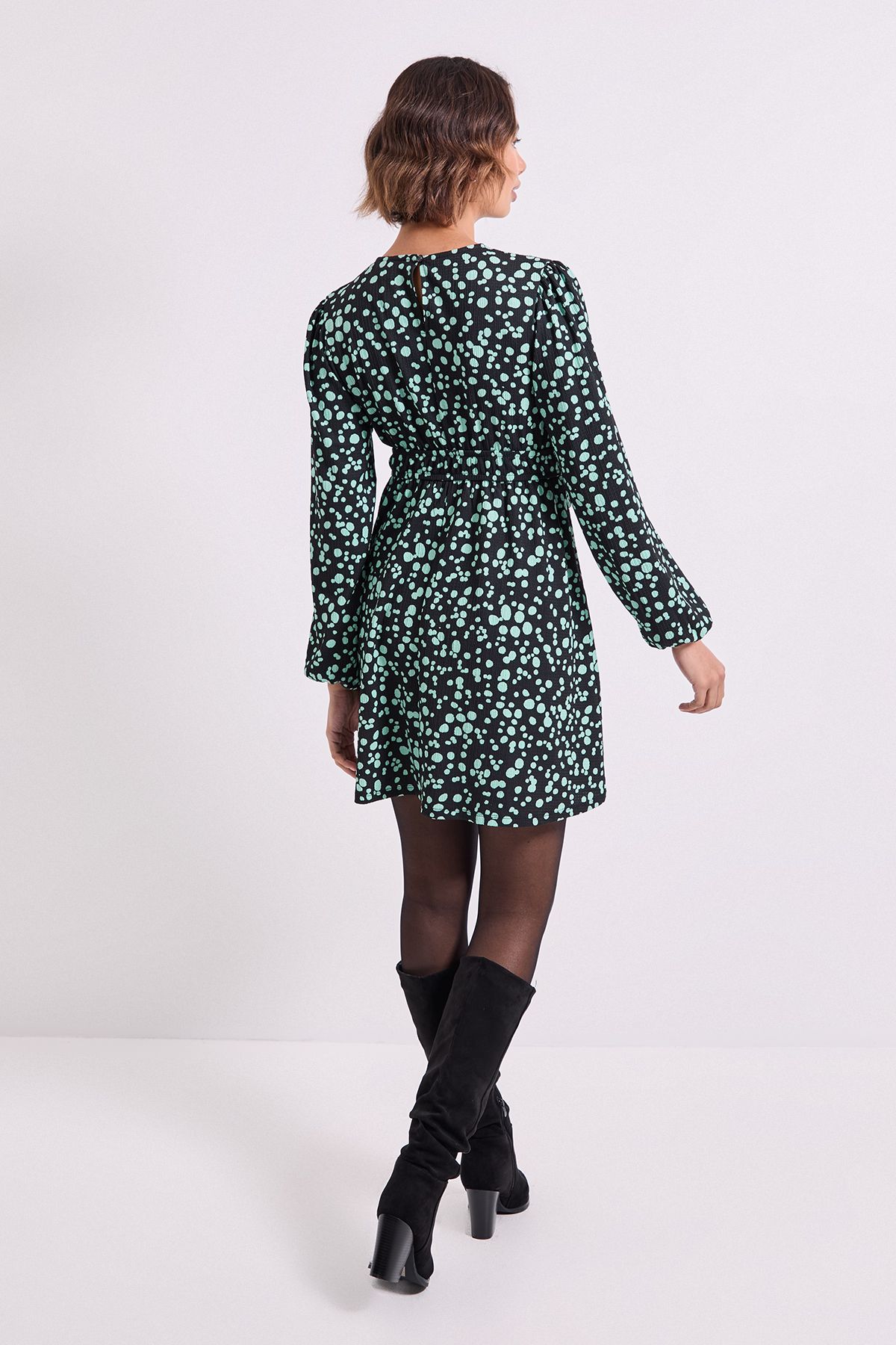 Dorothy Perkins Green Knot Waist Detail Jersey Mini Dress Green image 3