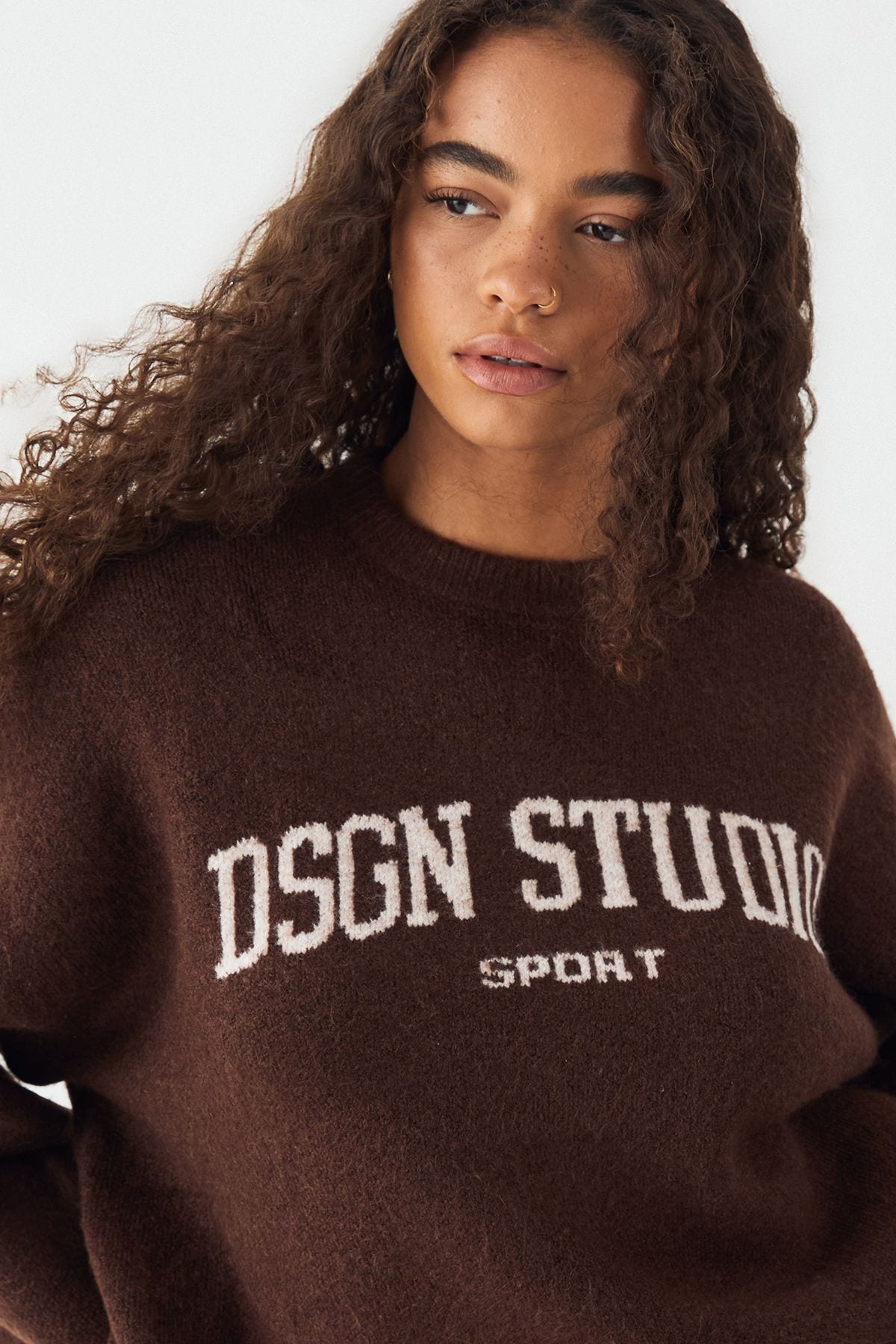 DSGN Studio DSGN Studio Knitted Oversized Crew Neck Jumper Chocolate image 4