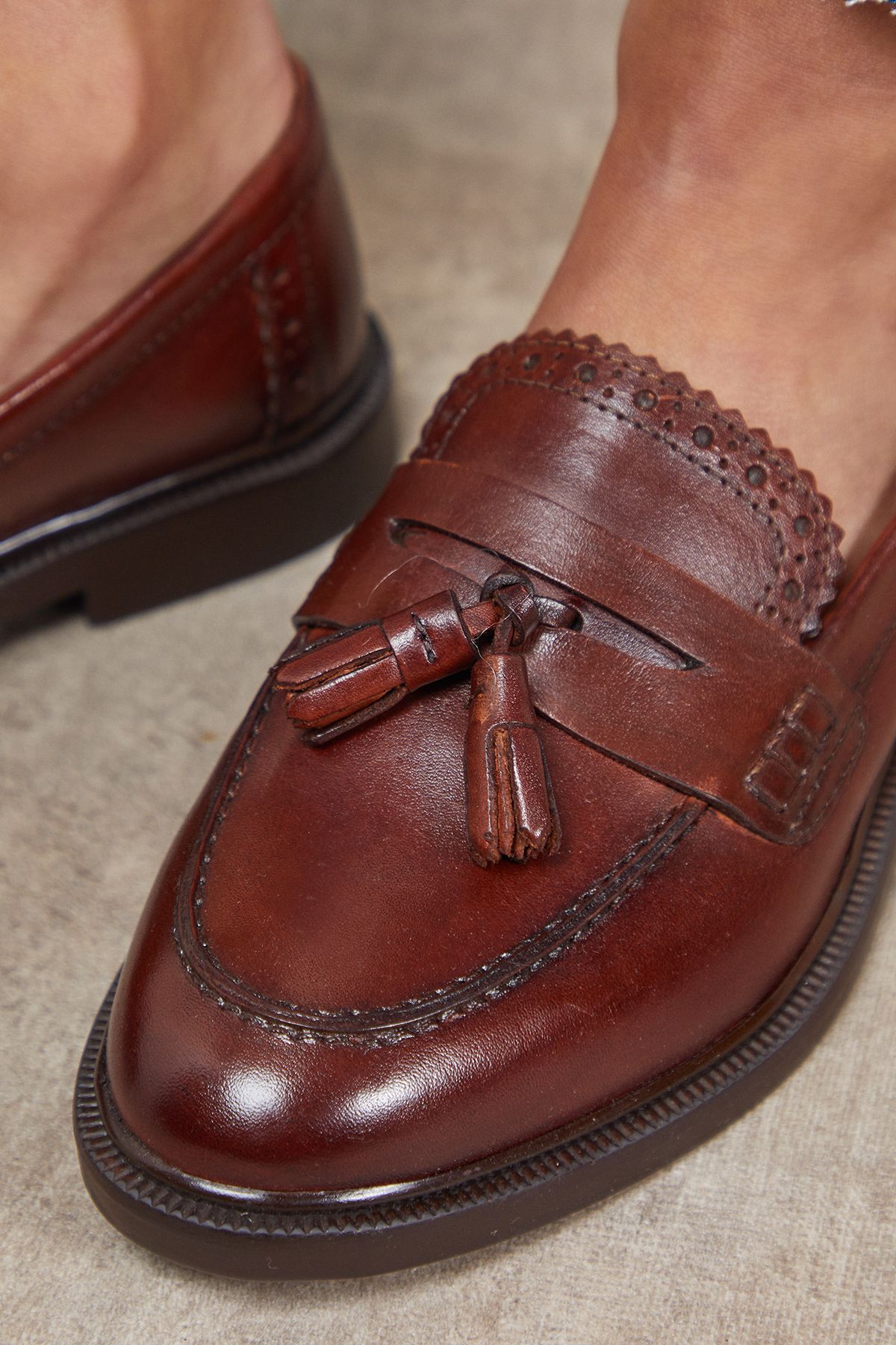 Oasis Bunny Real Leather Brogue Detail Tassel Loafers Dark Tan image 4