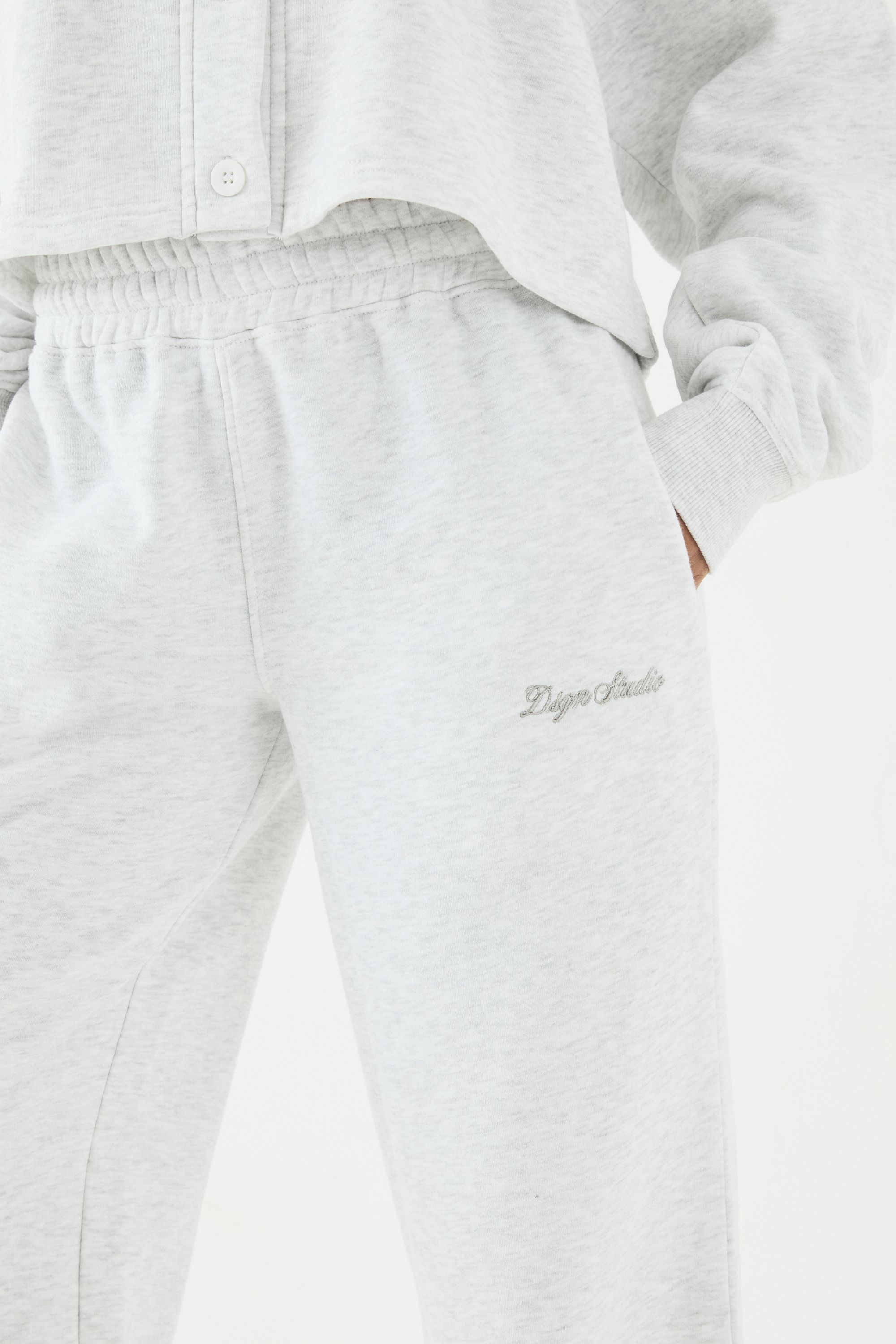 DSGN Studio DSGN Studio Script Straight Leg Jogger Ash Grey image 4