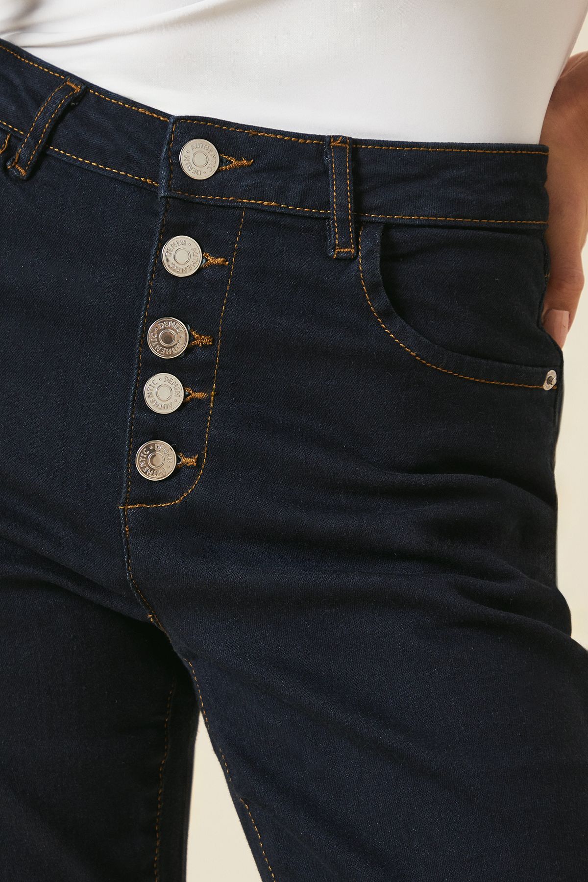 Dorothy Perkins High Rise Straight Button Detail Jeans Blue/black image 4