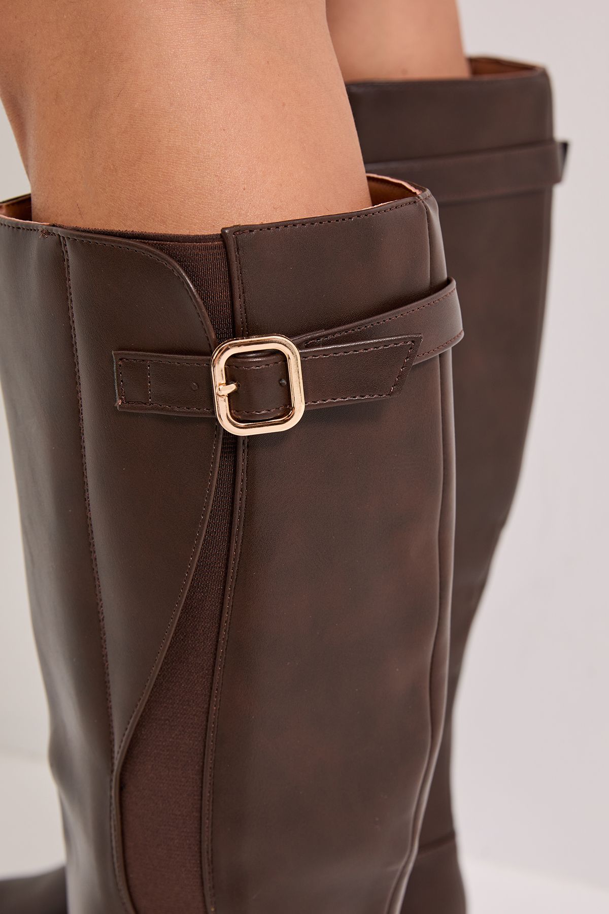 Dorothy Perkins Wide Fit Kamille Faux Leather Elastic Knee High Riding Boots Brown image 4