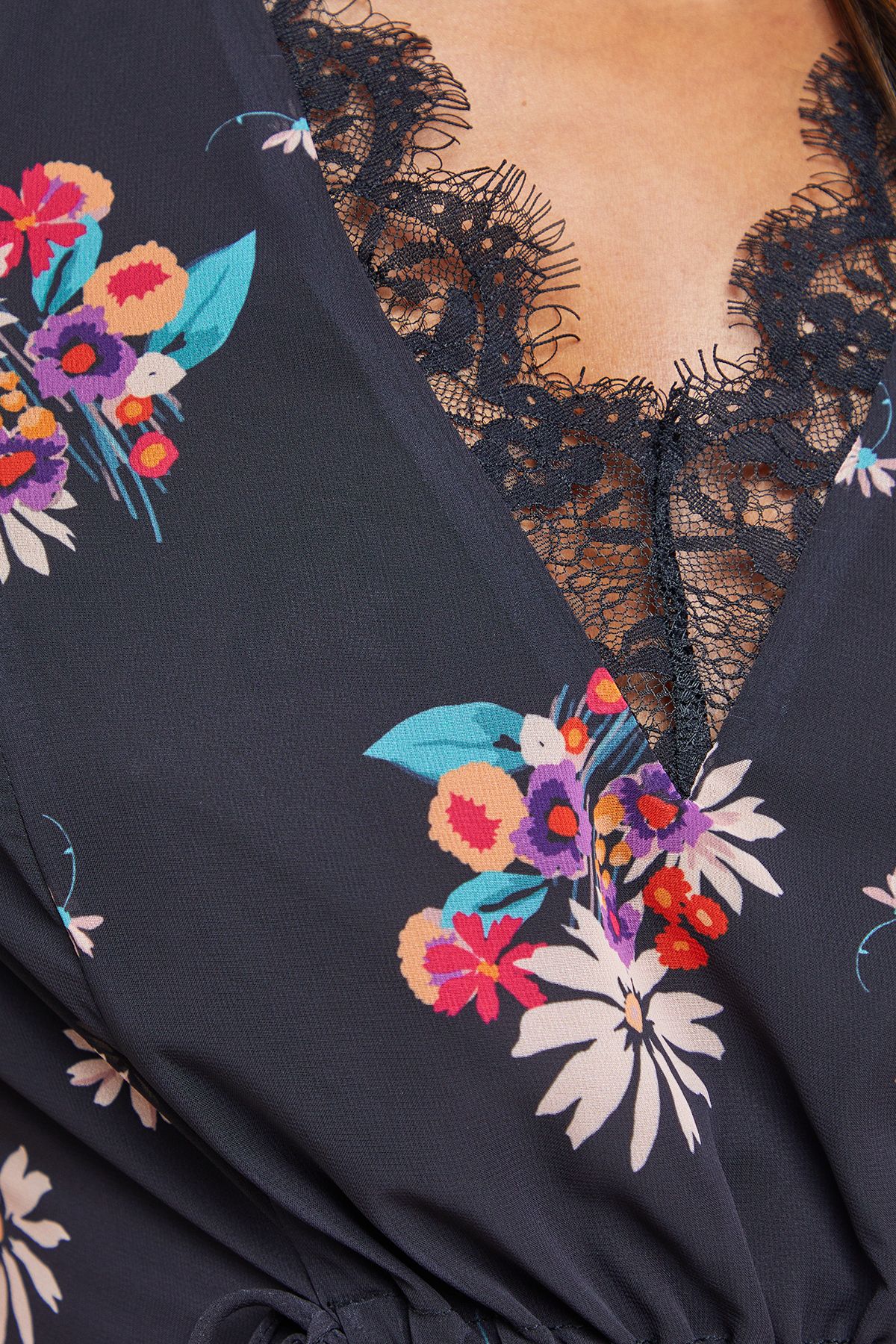 Oasis Printed Lace Detail Frill Sleeve Mini Dress Multi image 5