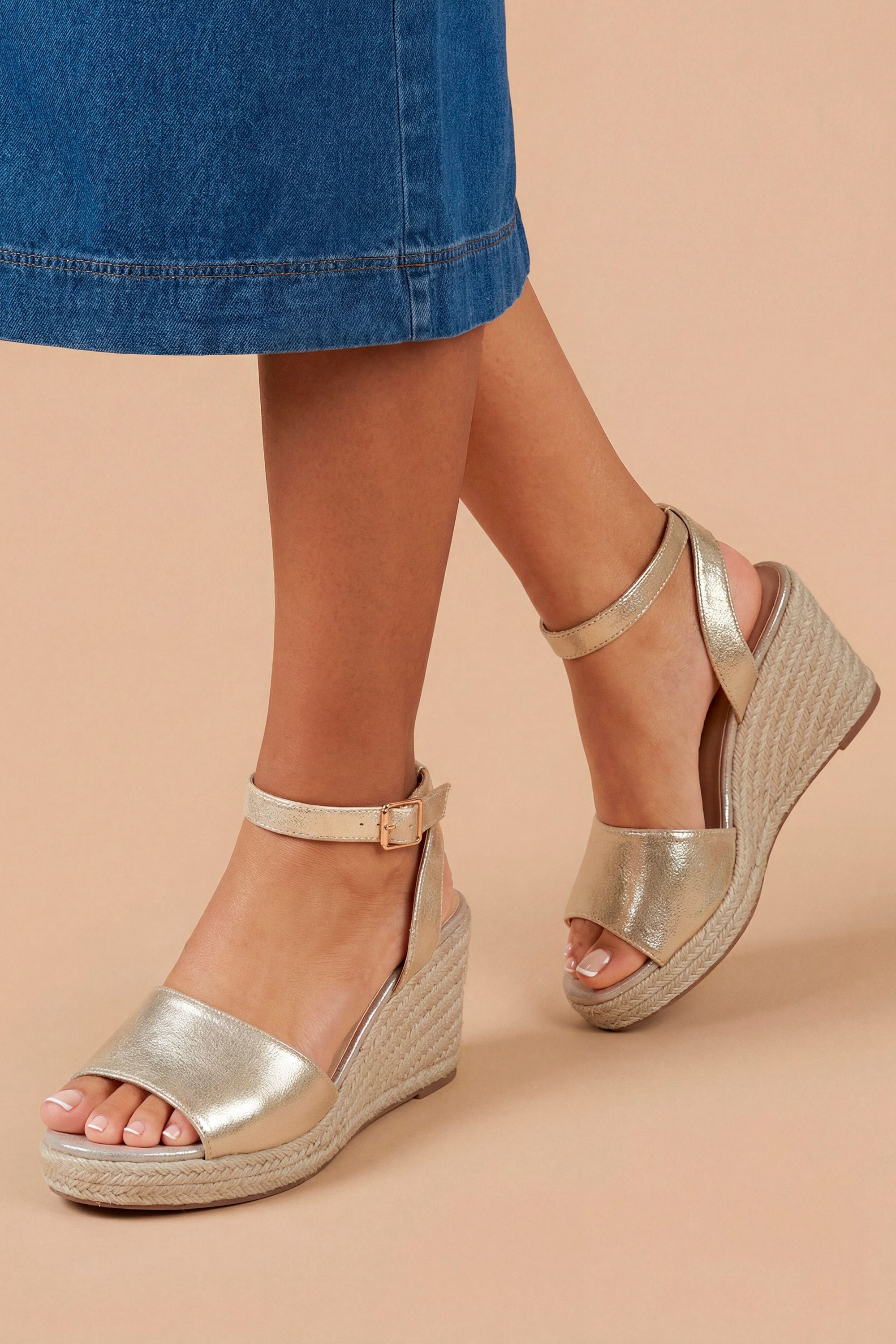 Dorothy Perkins Rebekah Metallic Textile Peep Toe Espadrille Wedge Sandals Gold