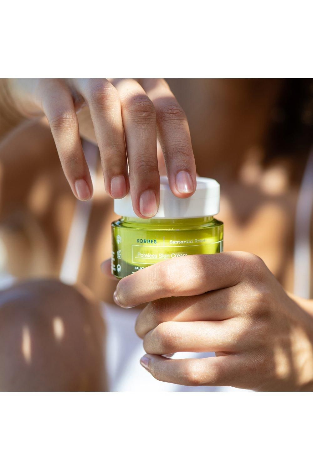 Korres Santorini Grape Pore-less Skin Moisturizer 40ml Misc image 9