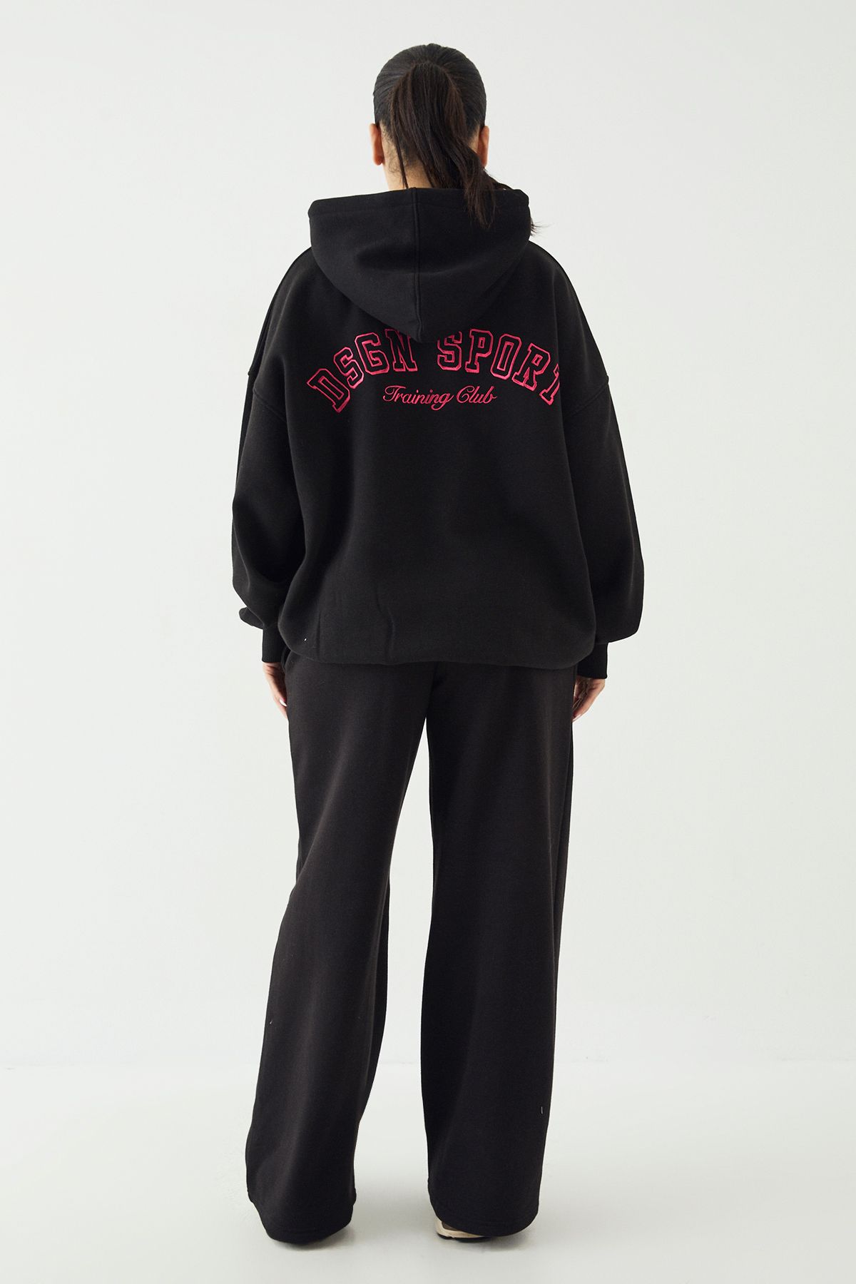 DSGN Studio DSGN Studio Sport Training Club Straight Leg Jogger Black image 2