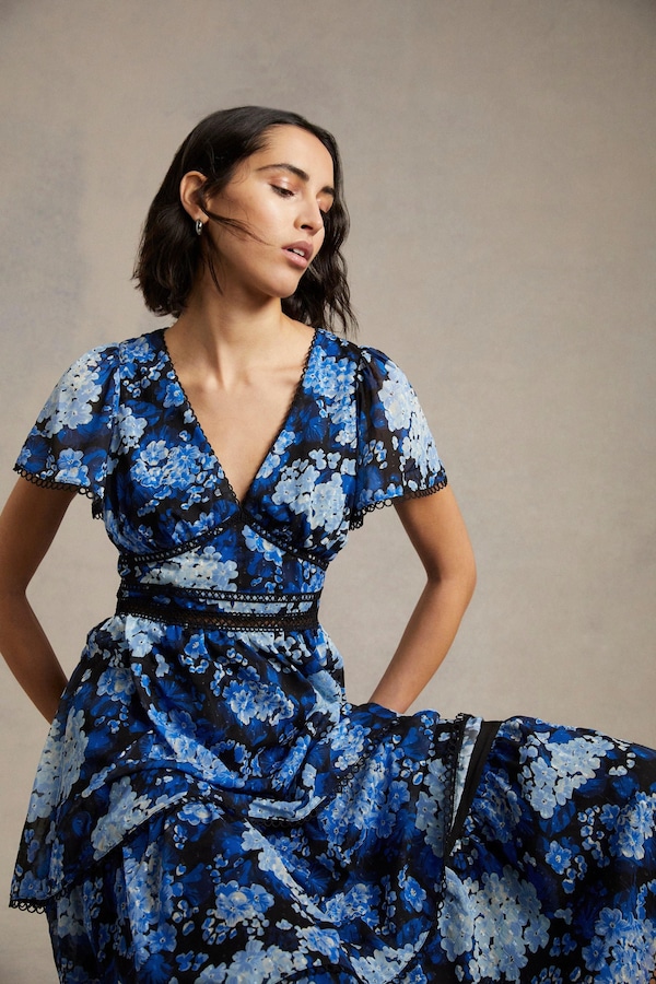 Oasis Petite Cluster Floral Lace Tiered Dobby Midi Dress Navy