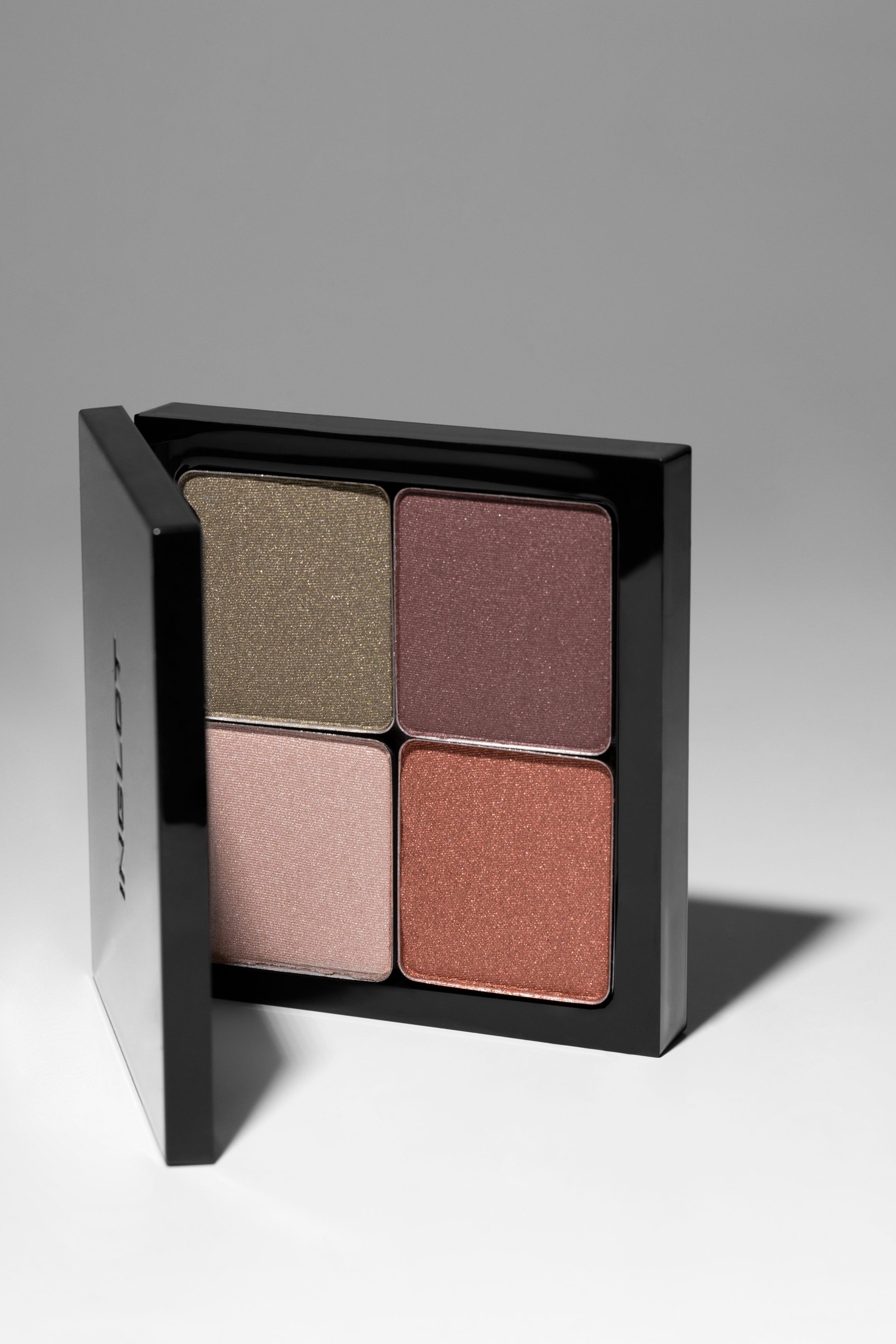 INGLOT Freedom System Eye Shadow Pearl NF image 4