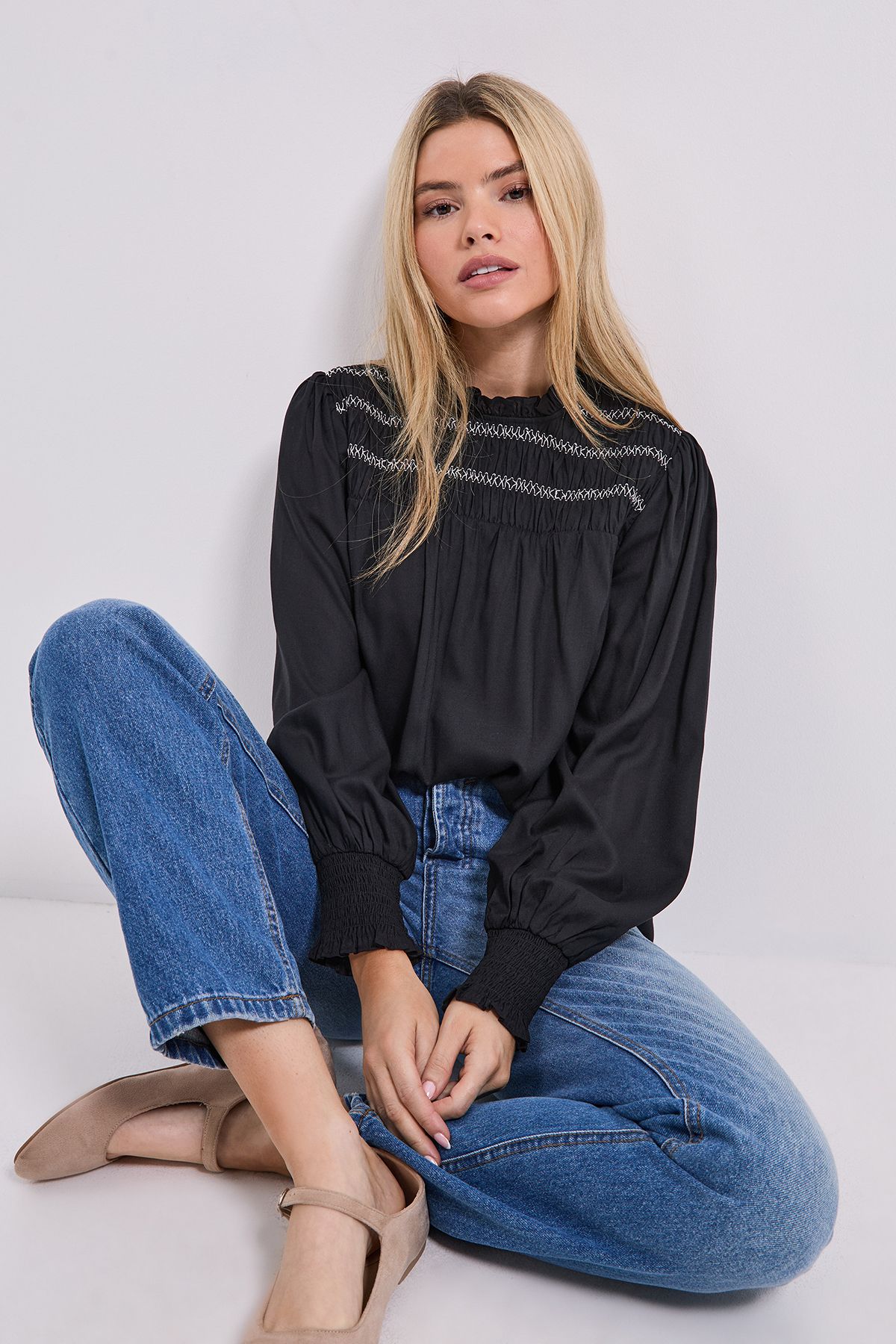 Dorothy Perkins Contrast Stitching Shirred Yoke Long Sleeve Blouse Mono