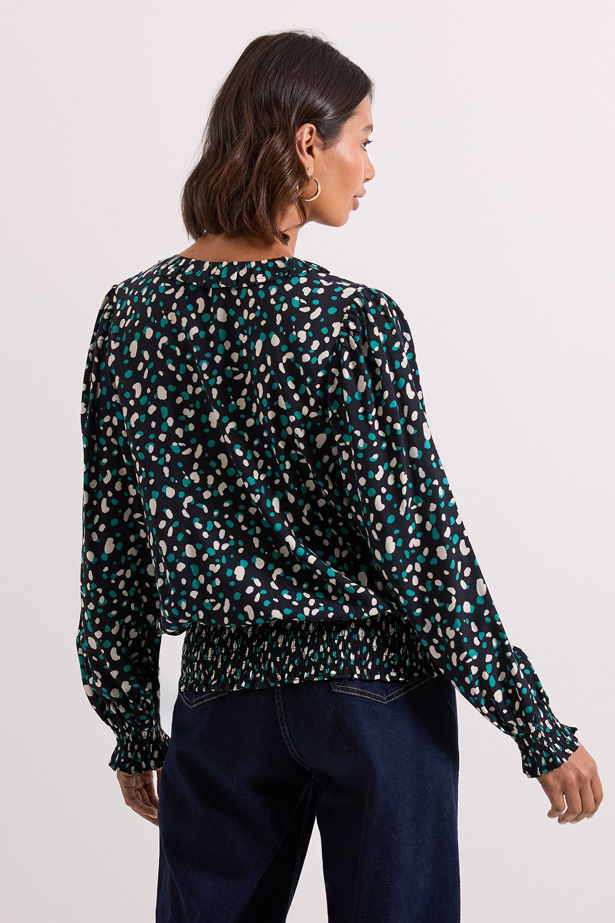 Dorothy Perkins Abstract Shirred Hem Tie Front Long Sleeve Top Black image 3