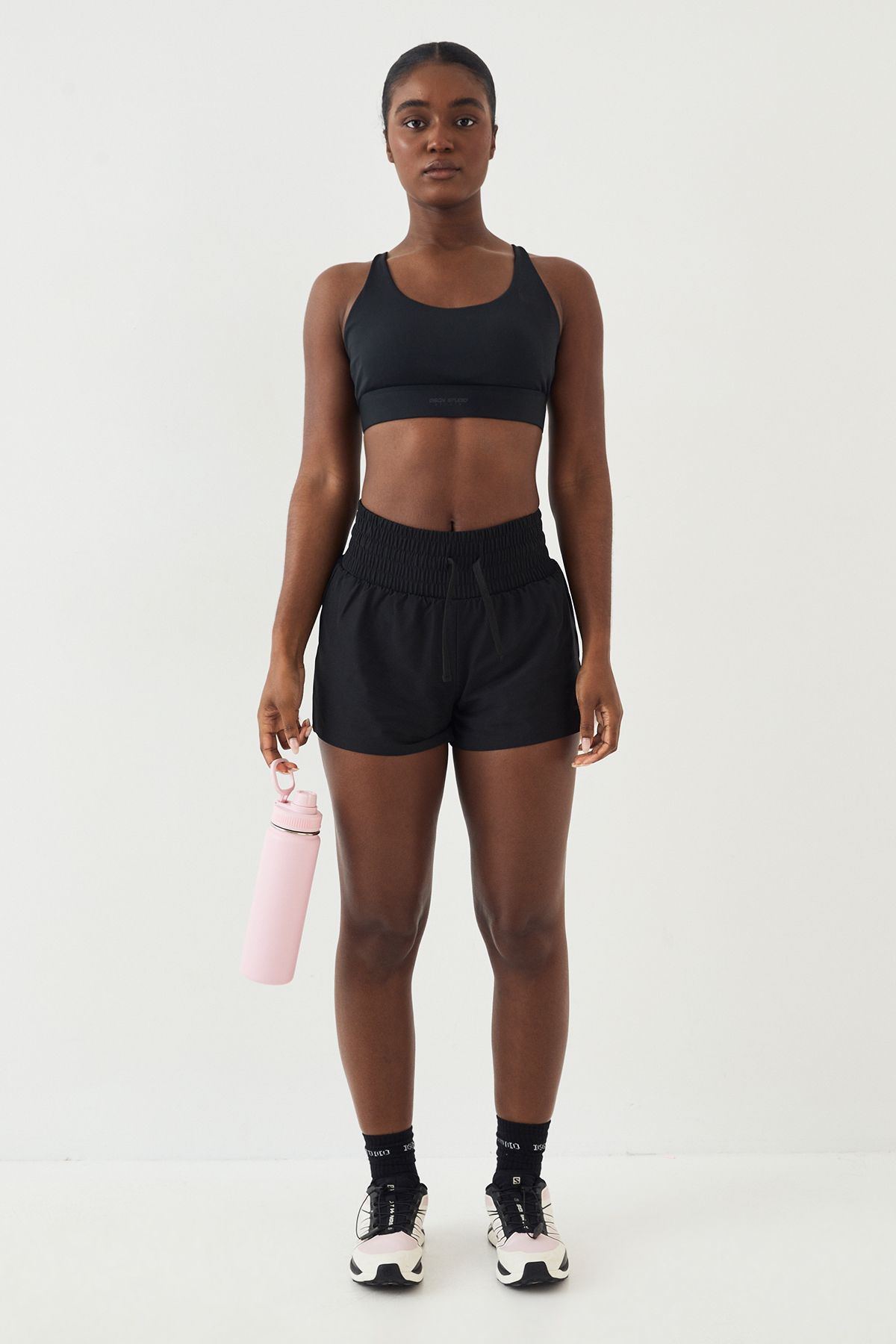 DSGN Studio DSGN Studio Ultra Sculpt Cross Back Sports Bra Black image 5