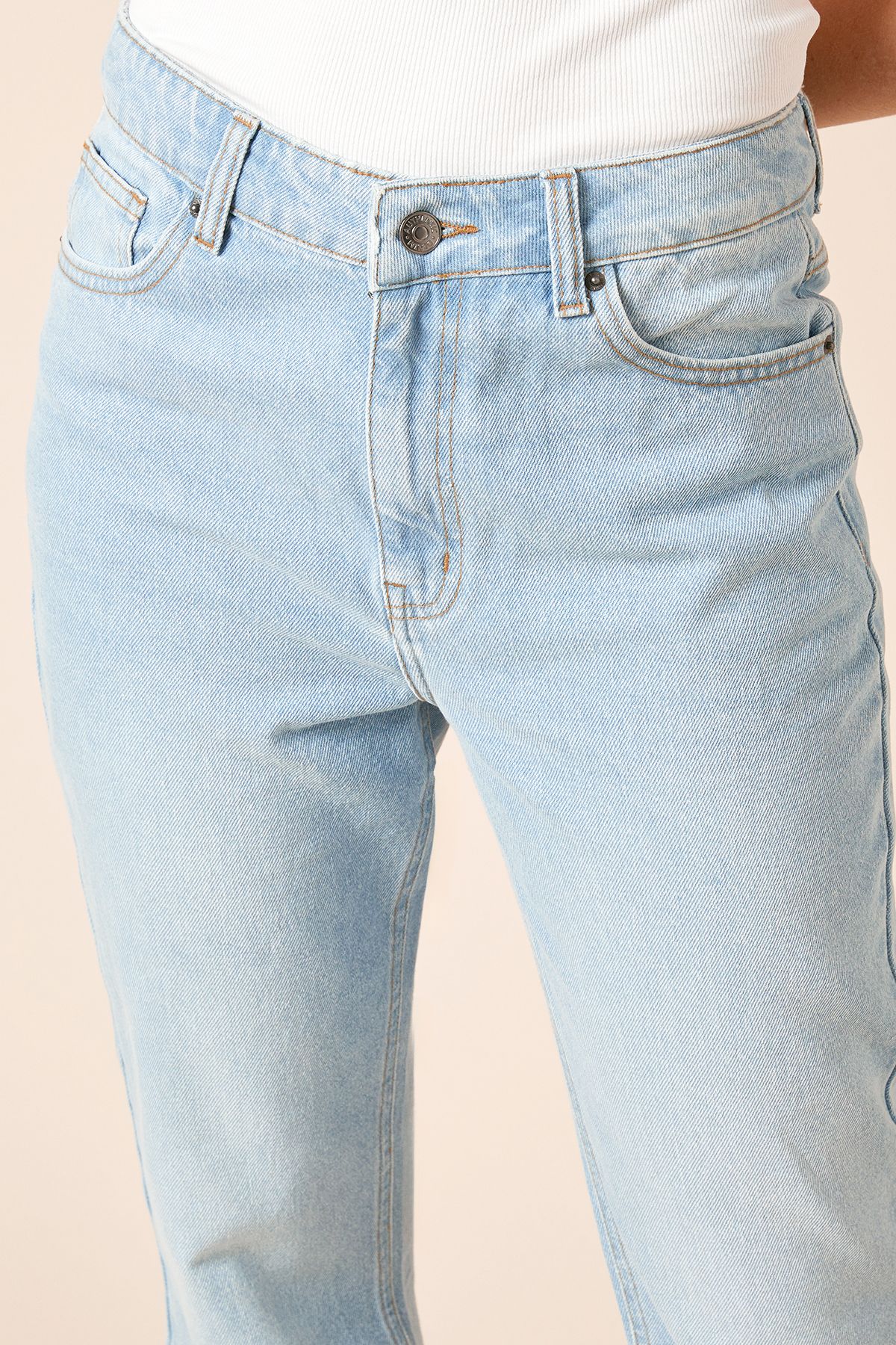 Dorothy Perkins Straight Jean With Turn Up Light Wash image 4