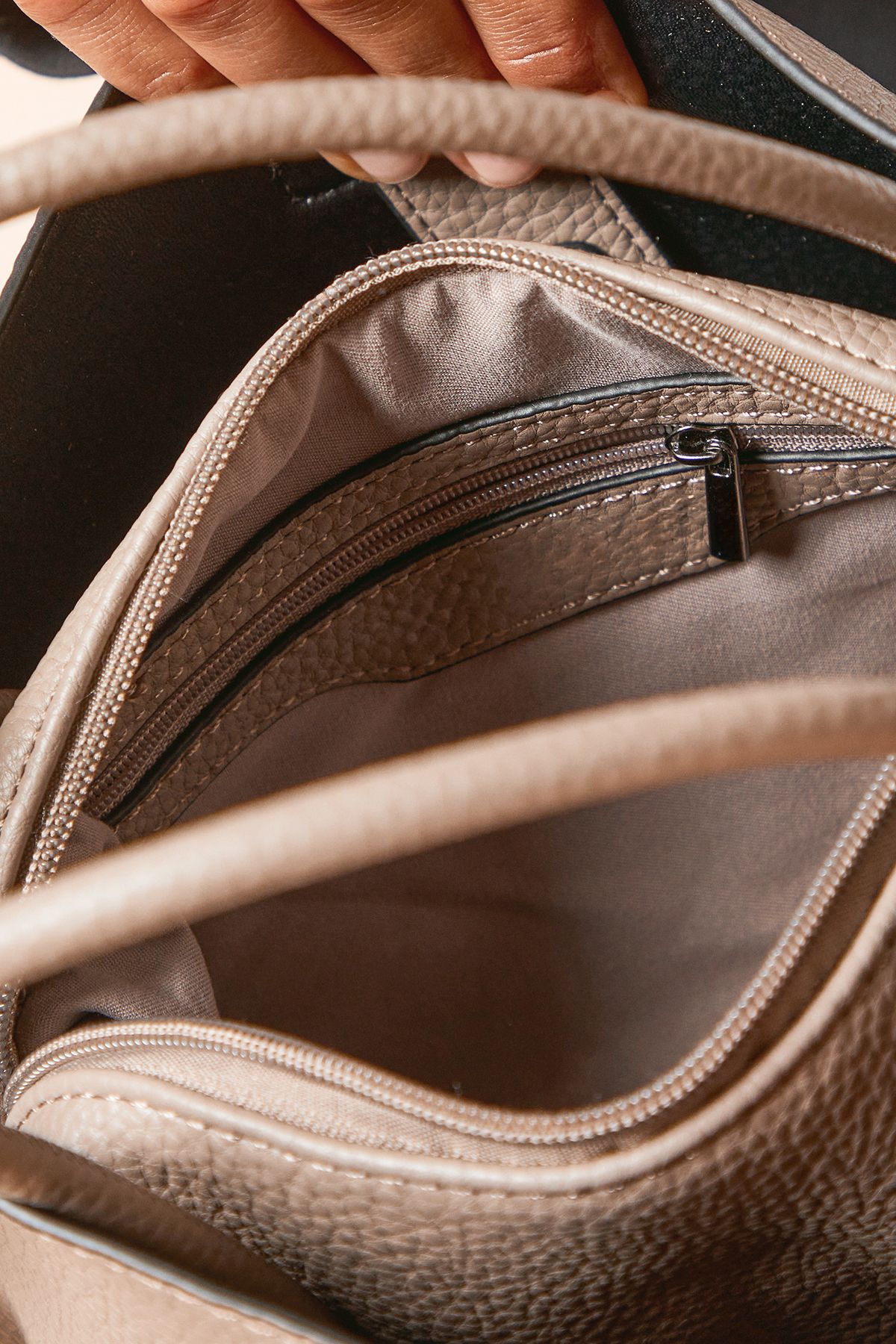 Dorothy Perkins Bolton Faux Leather Shopper Tote Bag With Crossbody Strap Taupe image 3