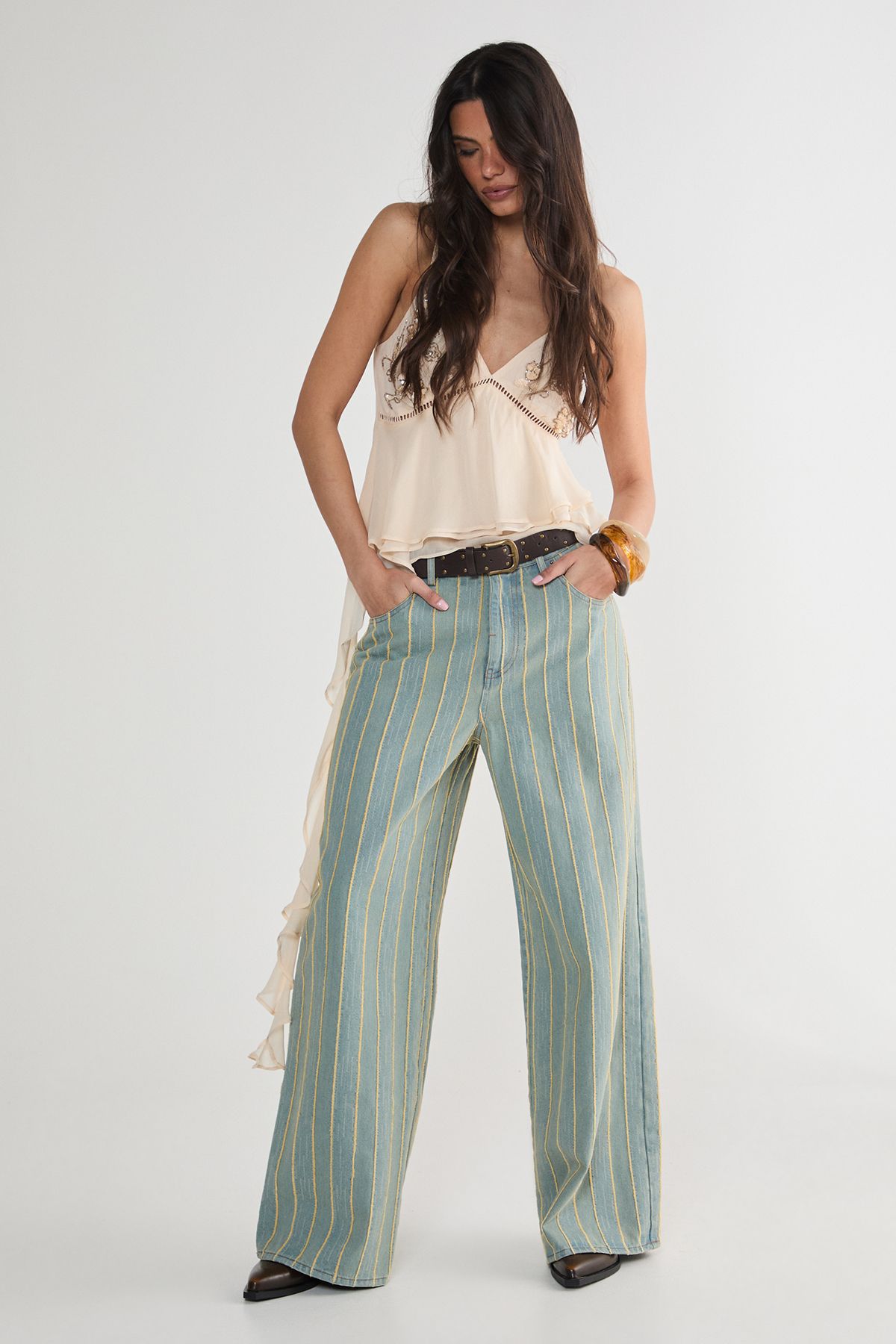 NastyGal Frayed Hem Straight Leg Denim Jeans Vintage Wash