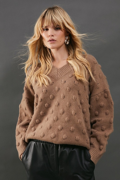 Warehouse Bubble Knit Slouchy V Neck Jumper Camel