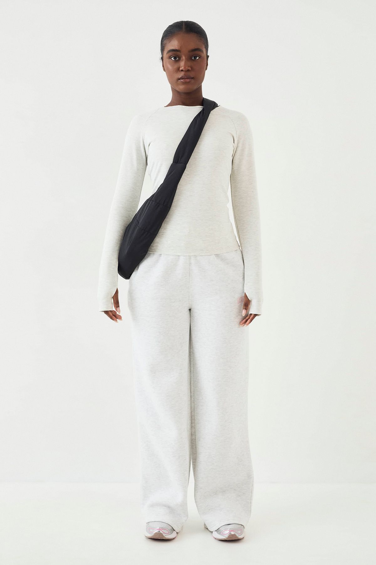 DSGN Studio DSGN Studio Ultra Sculpt Long Sleeve Top Ash Grey image 5