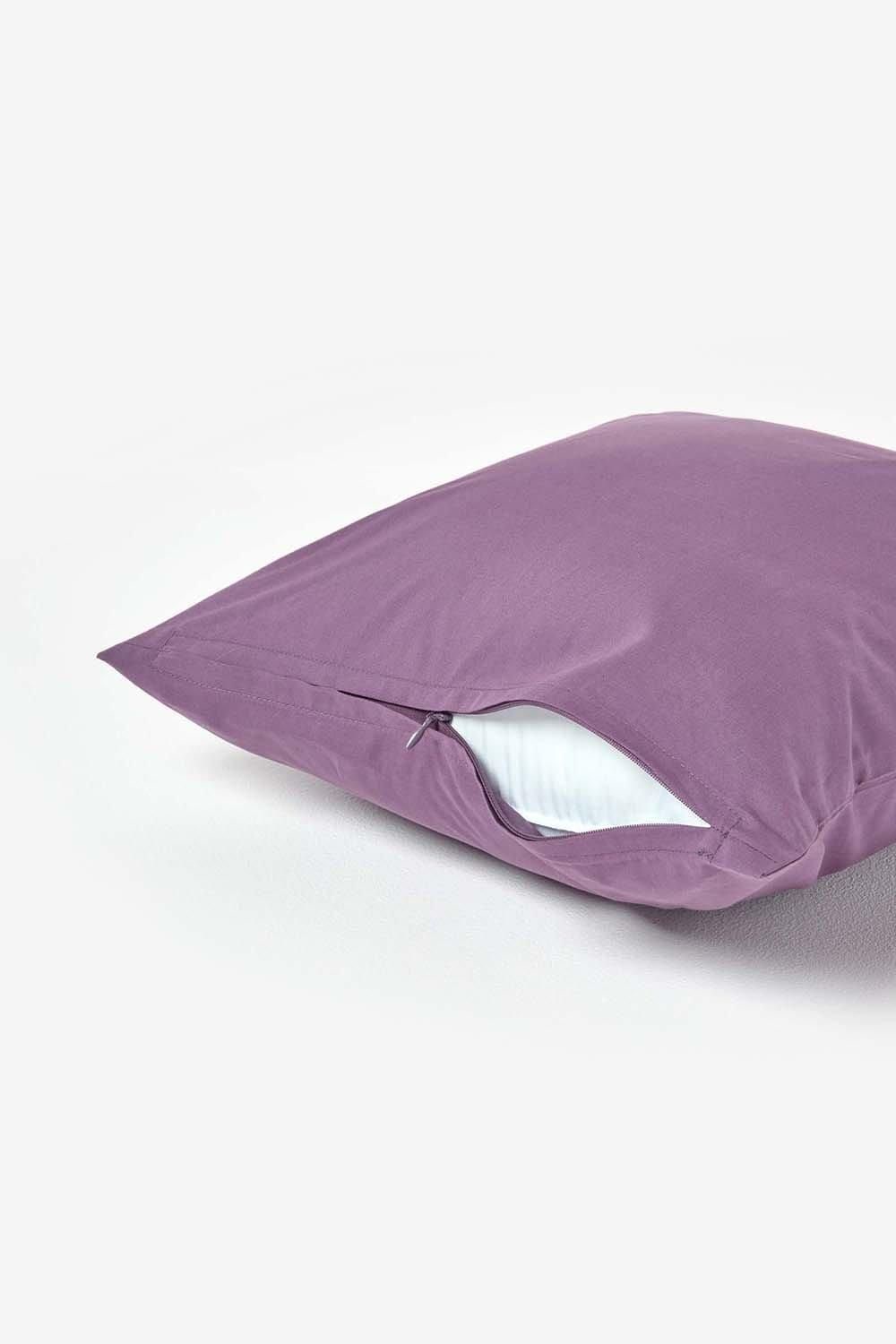 Homescapes Continental Egyptian Cotton Pillowcase 200 TC, 40 x 40 cm image 3