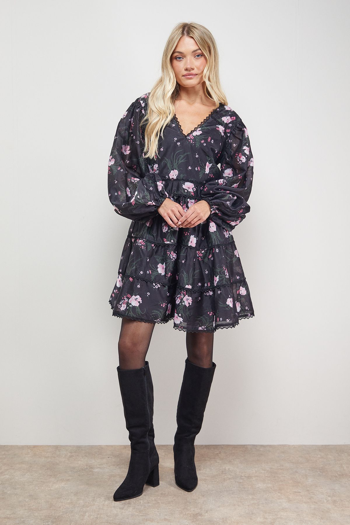 Oasis Printed Trim Detail V Neck Tiered Mini Dress Floral