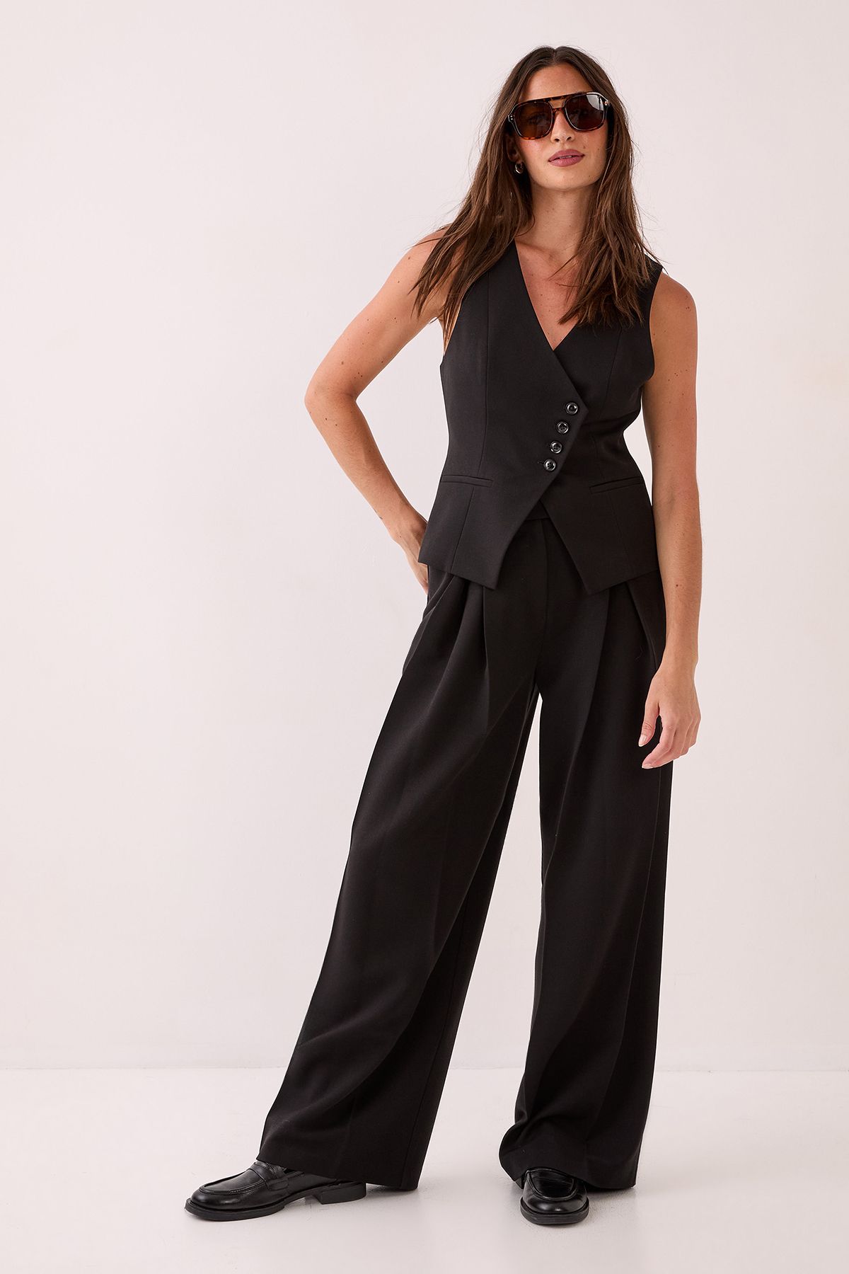 NastyGal Asymmetric Button Waistcoat Black image 2